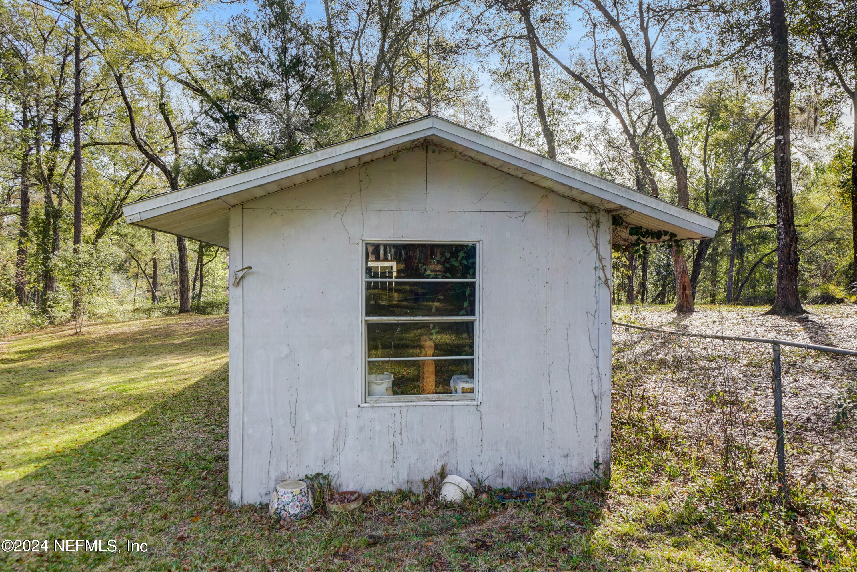 718 LAKE ASBURY Drive