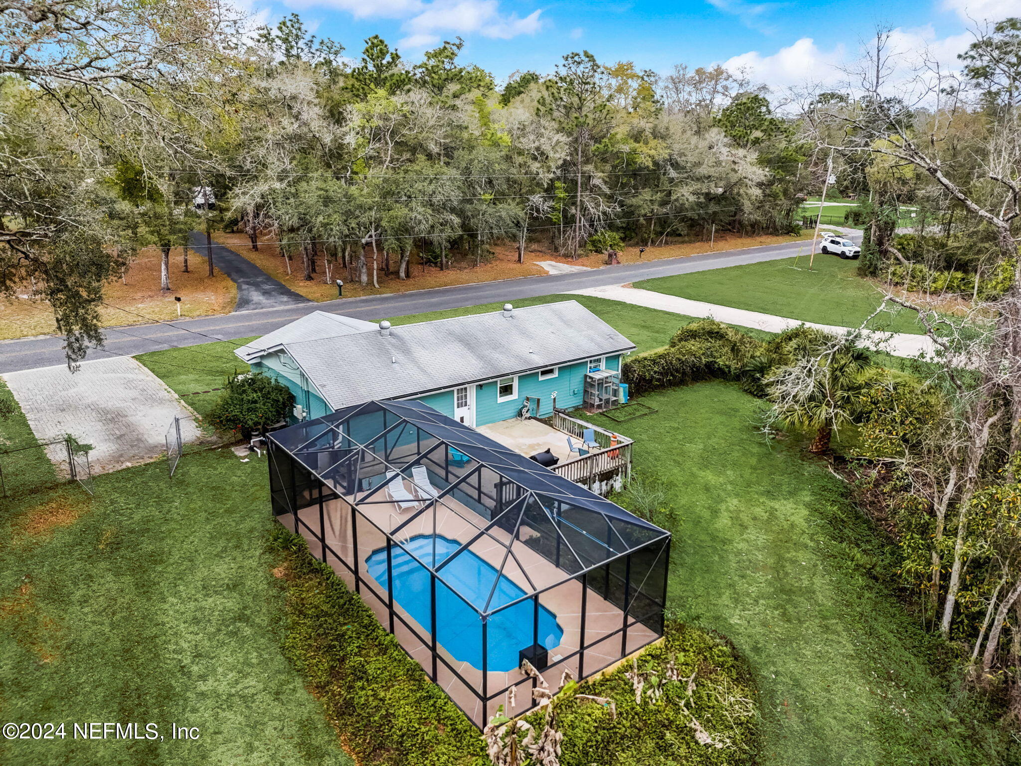 718 LAKE ASBURY Drive