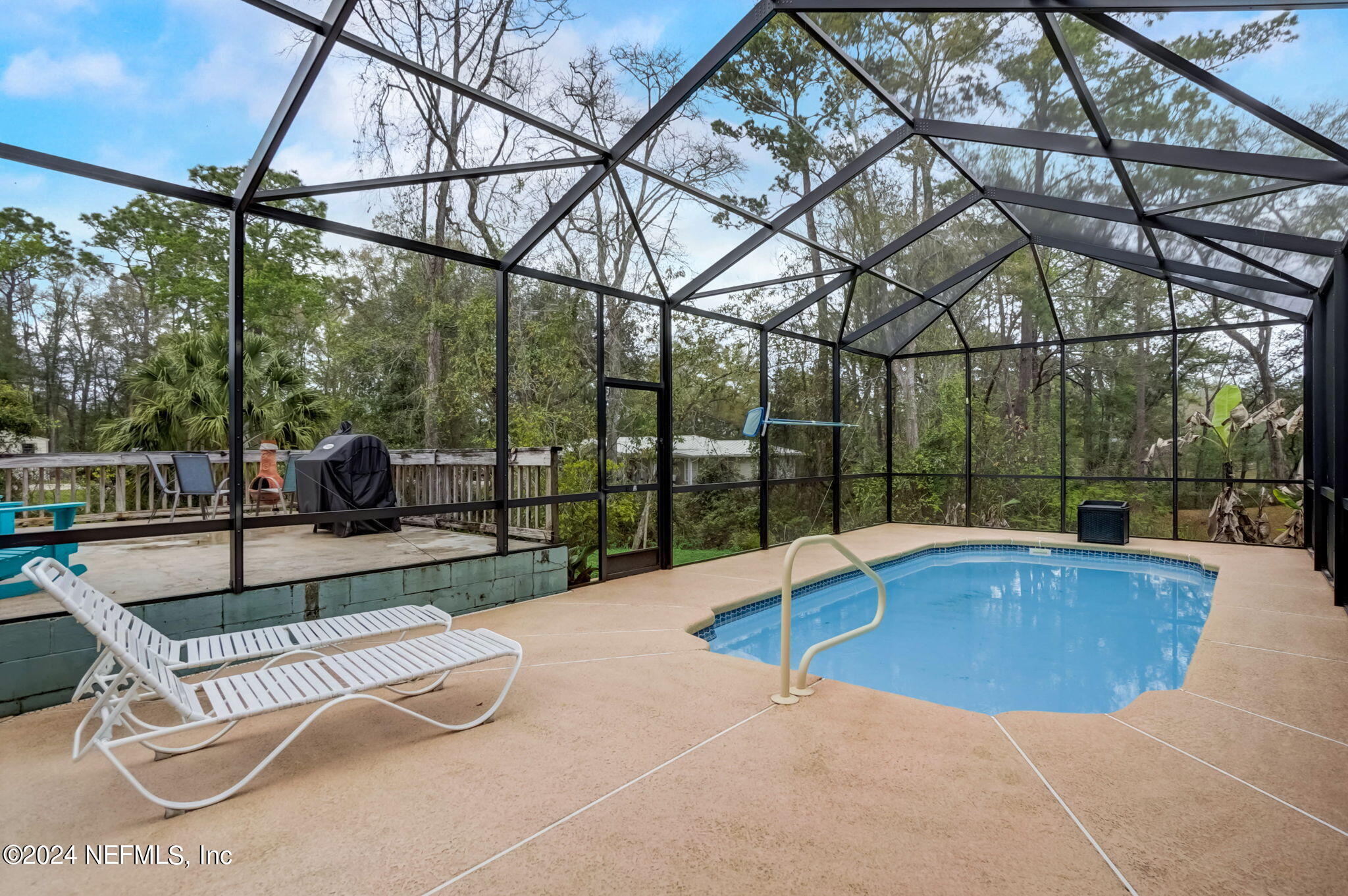 718 LAKE ASBURY Drive