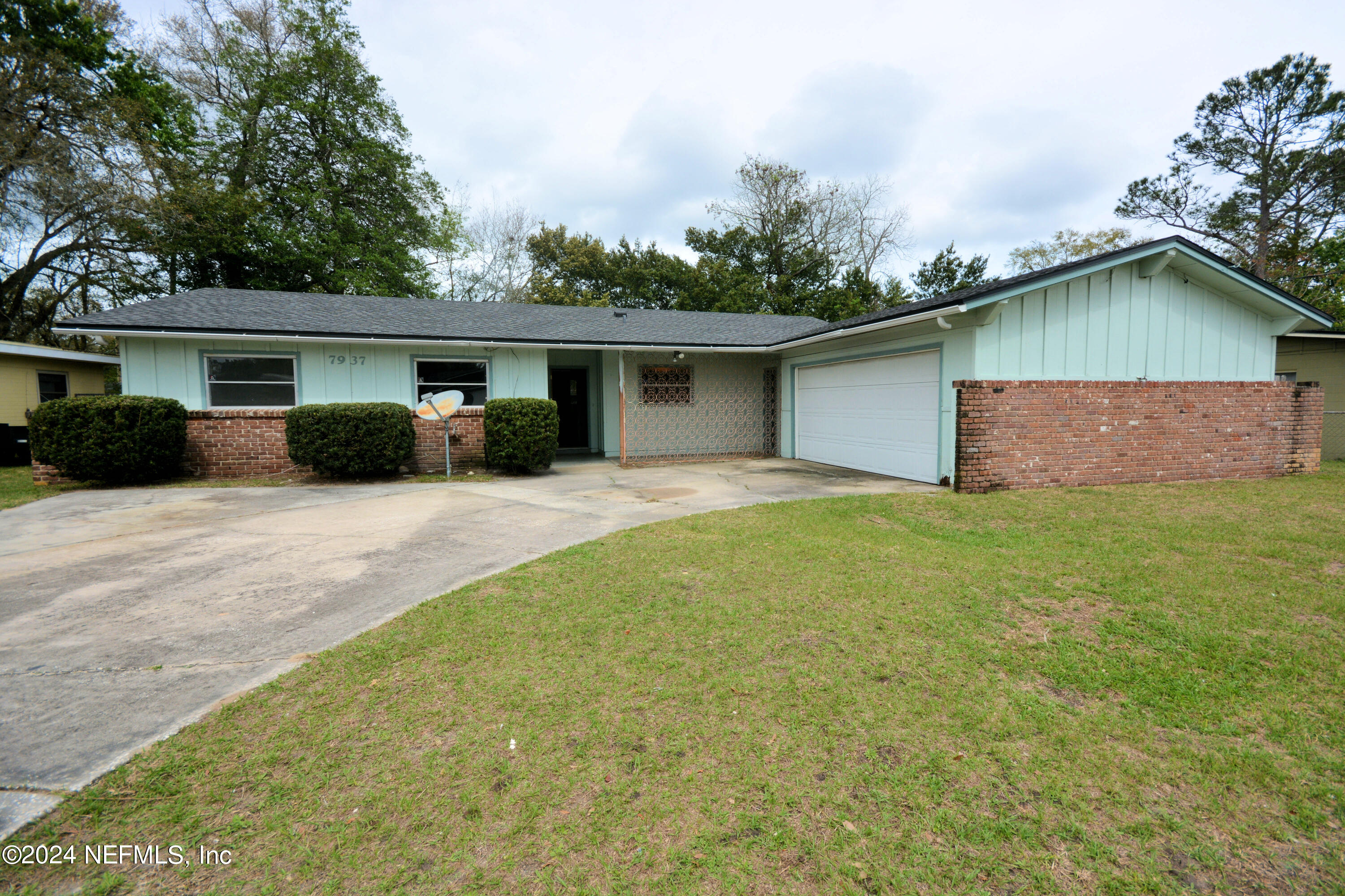 7937 JAGUAR Drive