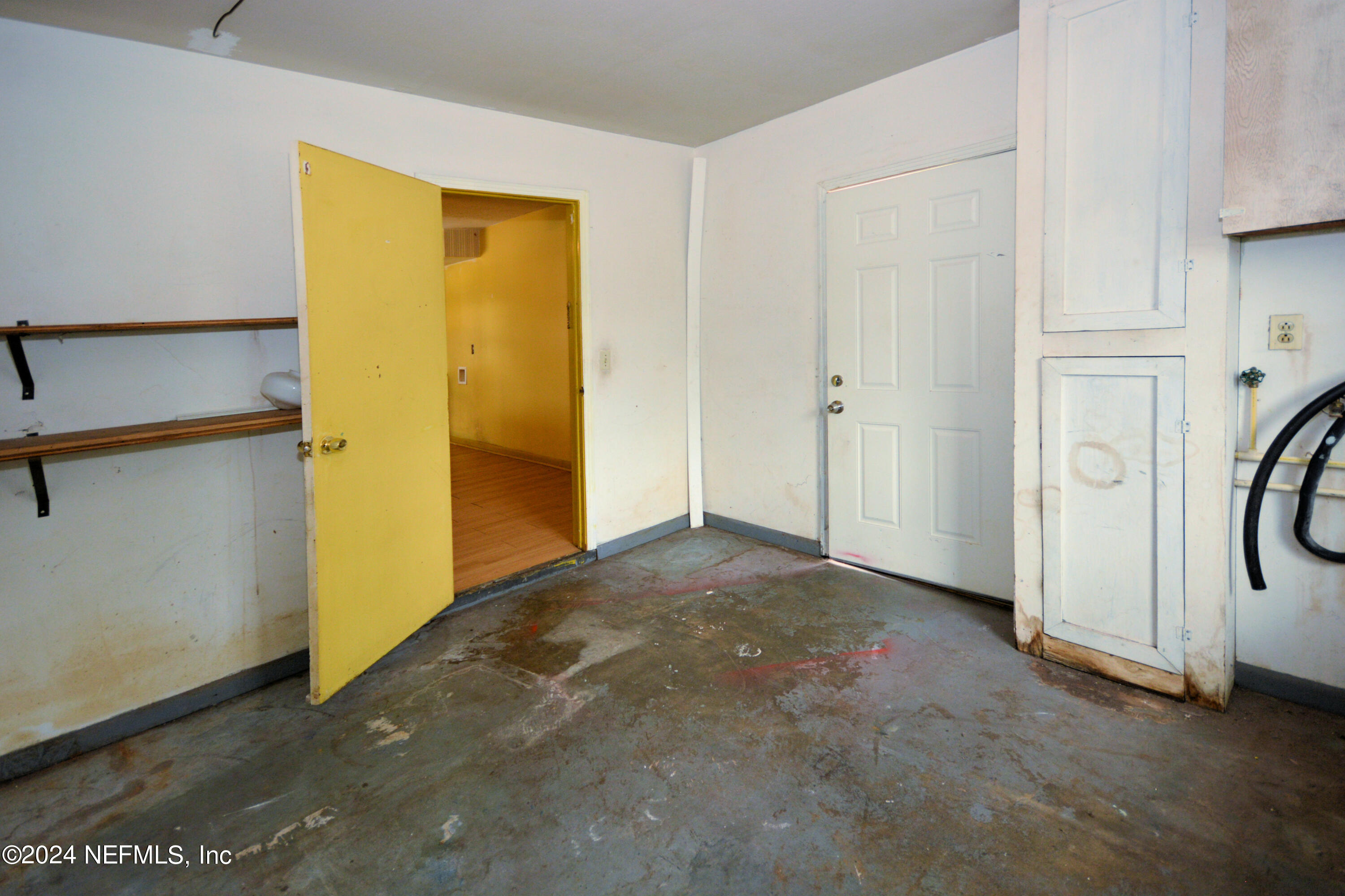 7937 JAGUAR Drive