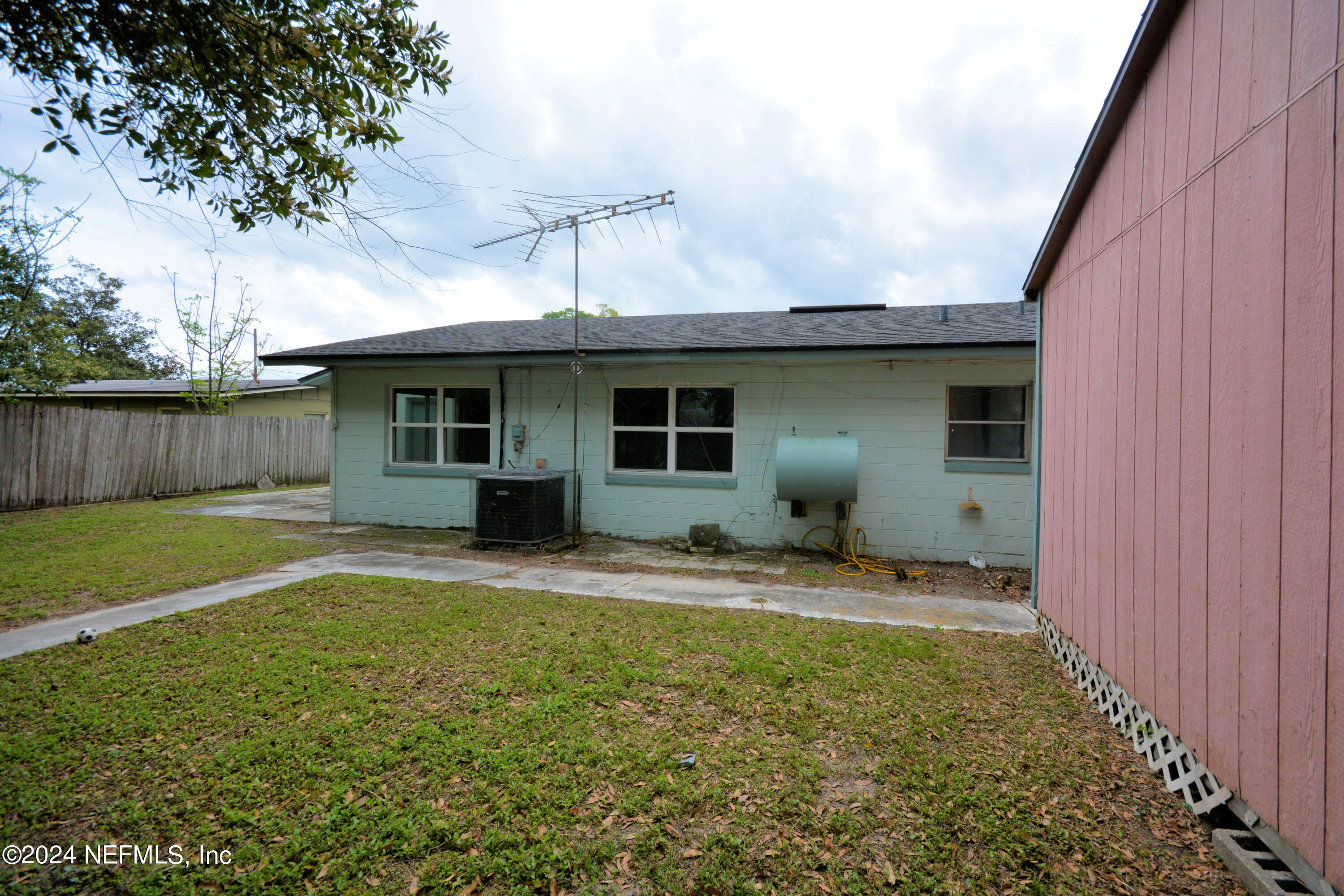7937 JAGUAR Drive