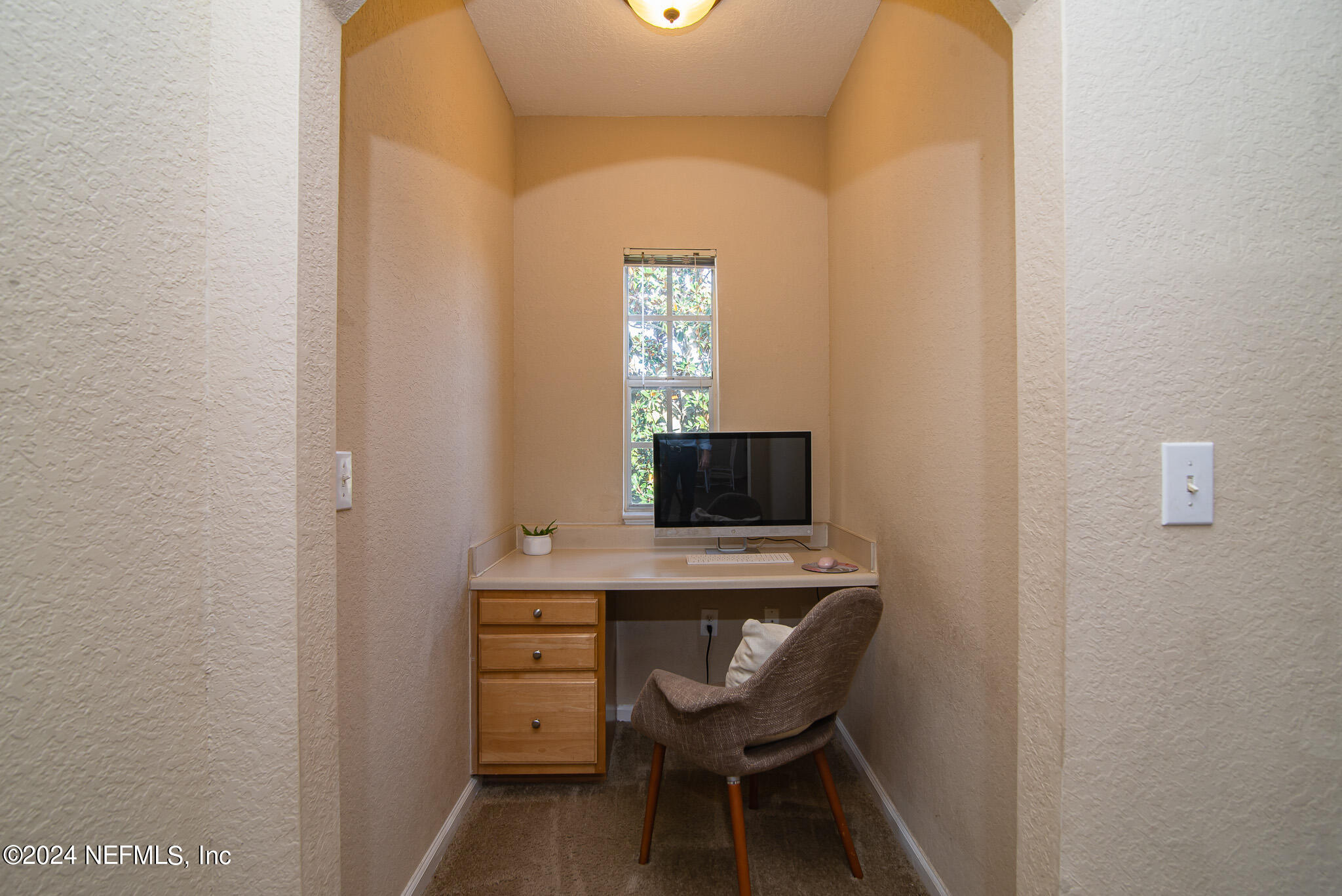 10075 GATE Parkway N 904