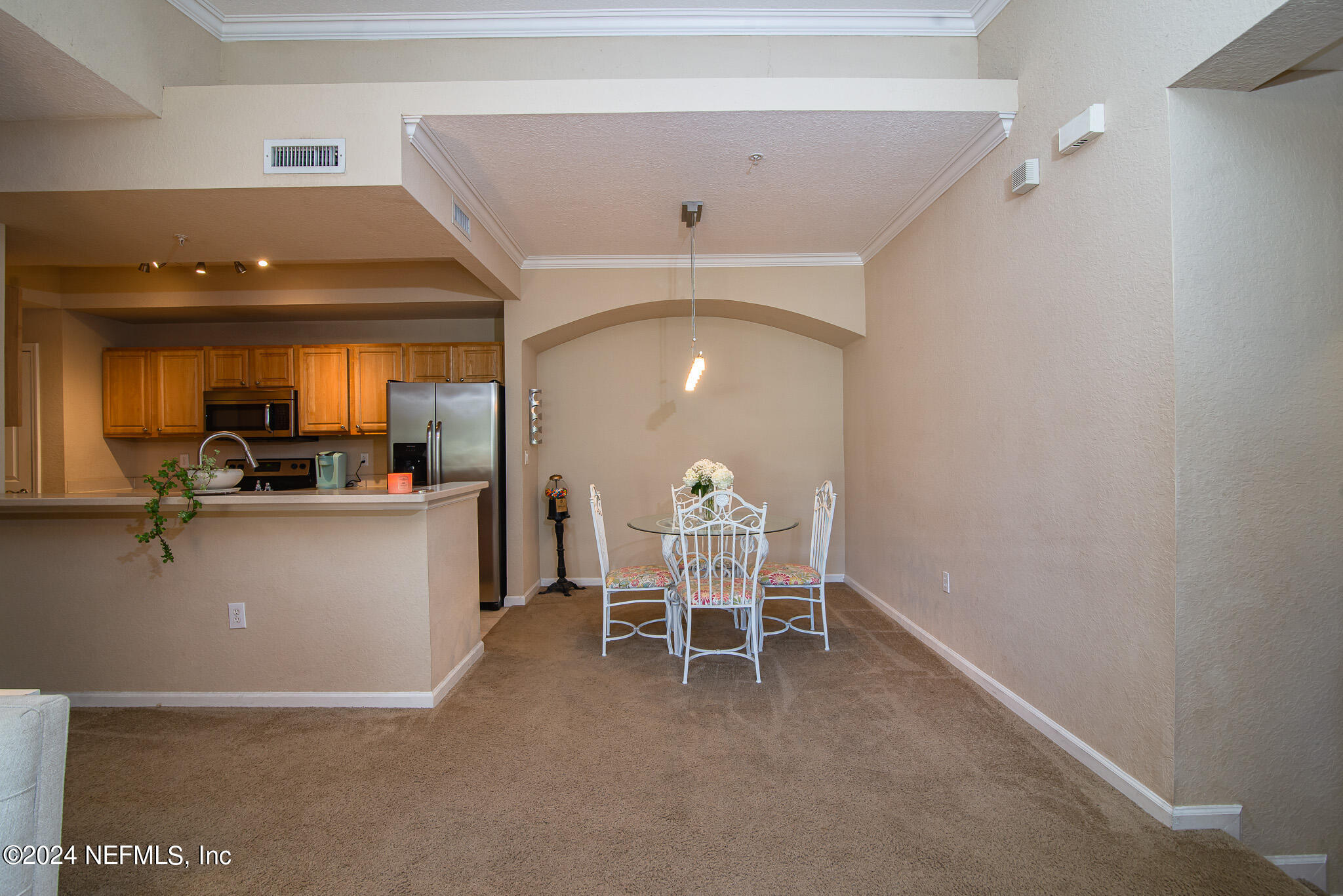 10075 GATE Parkway N 904