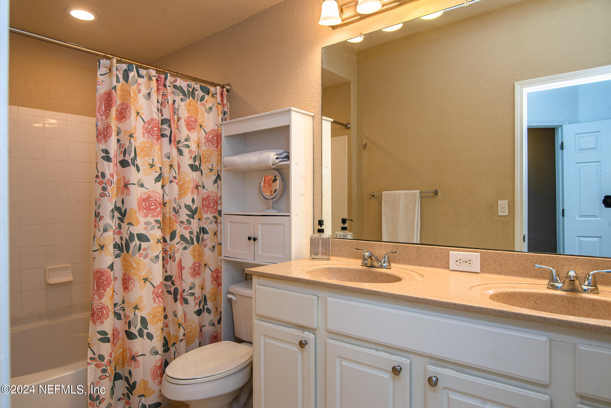 10075 GATE Parkway N 904