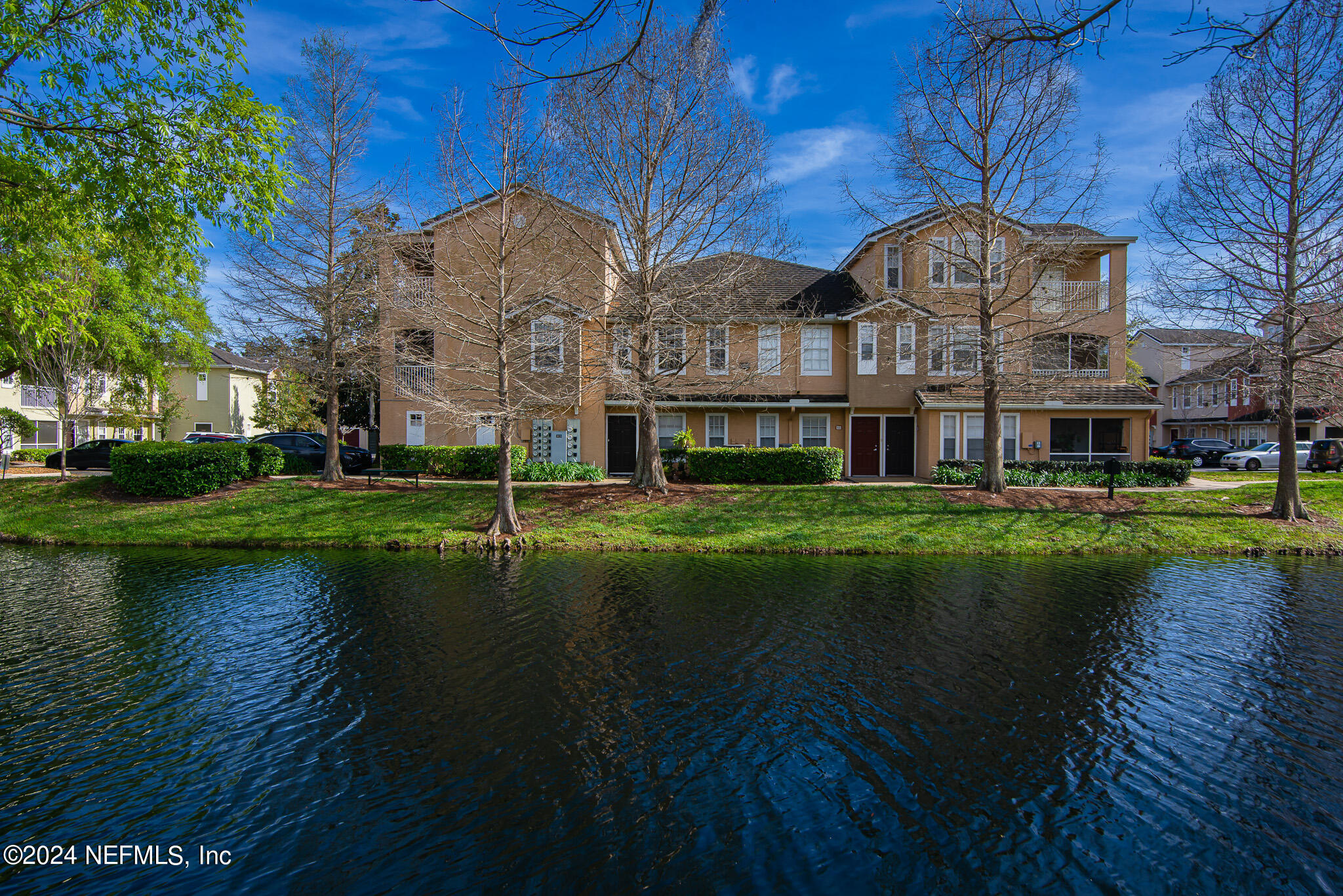 10075 GATE Parkway N 904