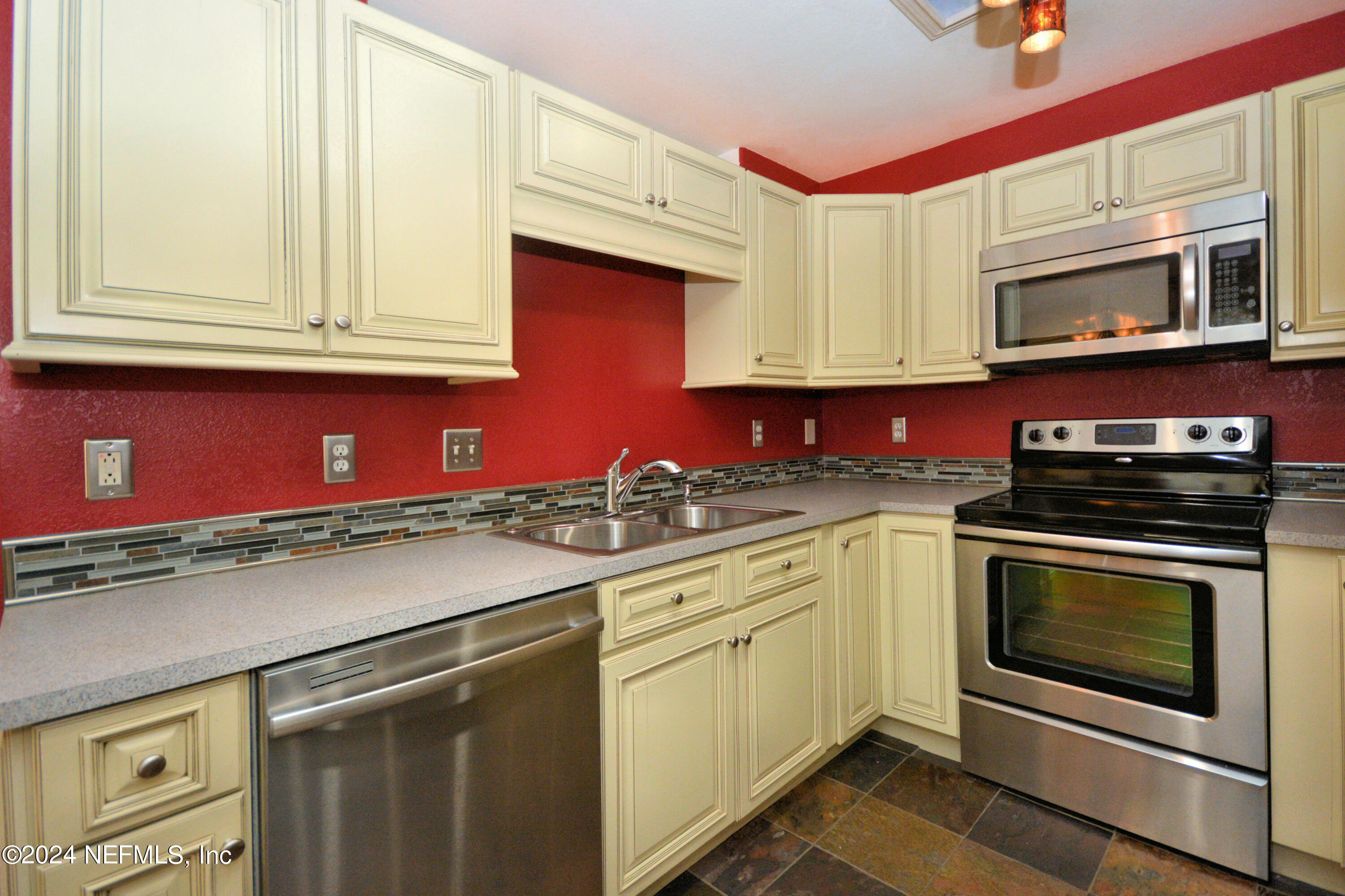 10150 BELLE RIVE Boulevard 505