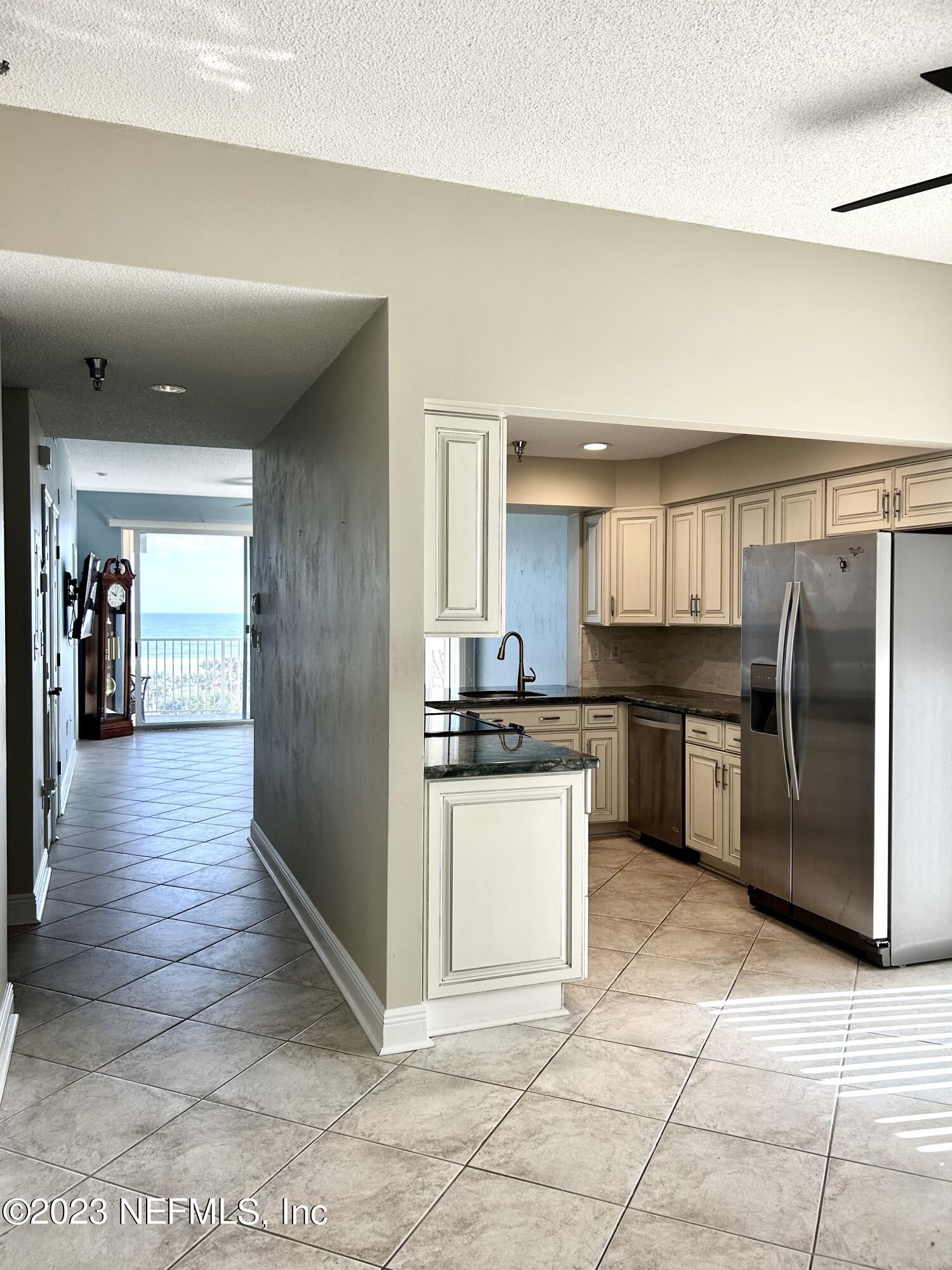104 SURFVIEW Drive 2408