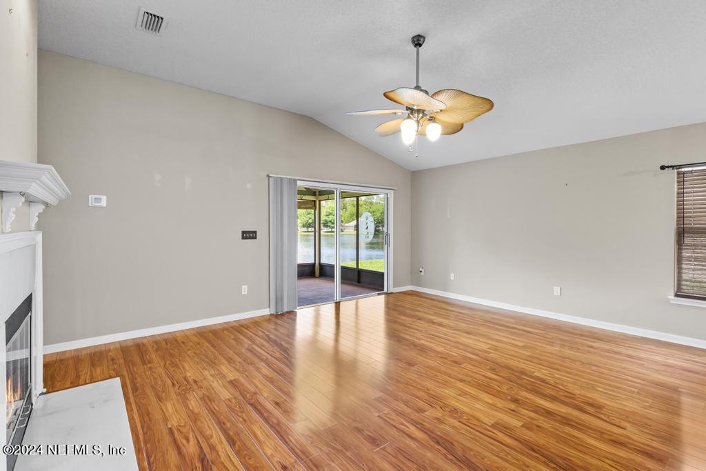 14178 FISH EAGLE Drive E