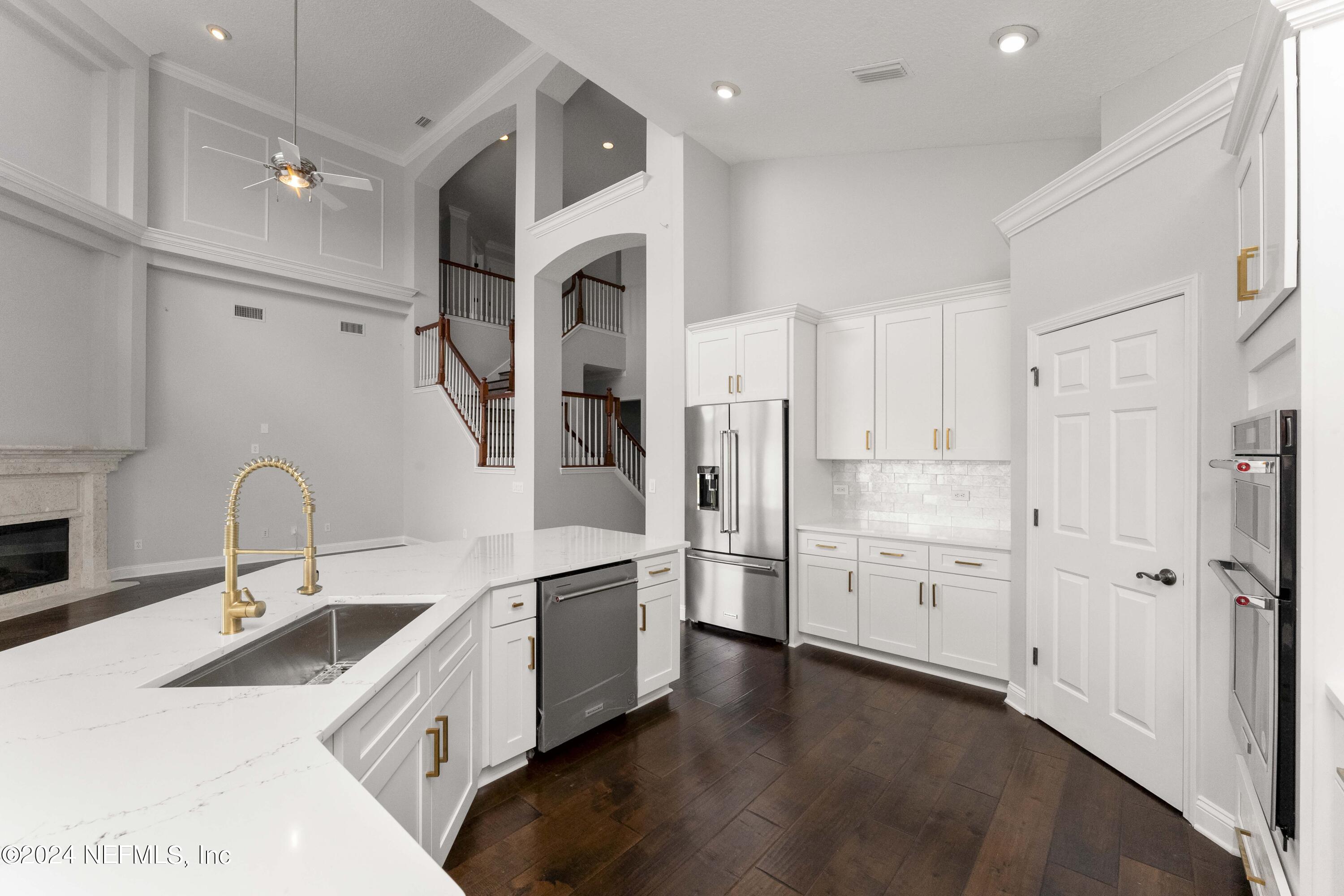 10134 DELPOINT Lane
