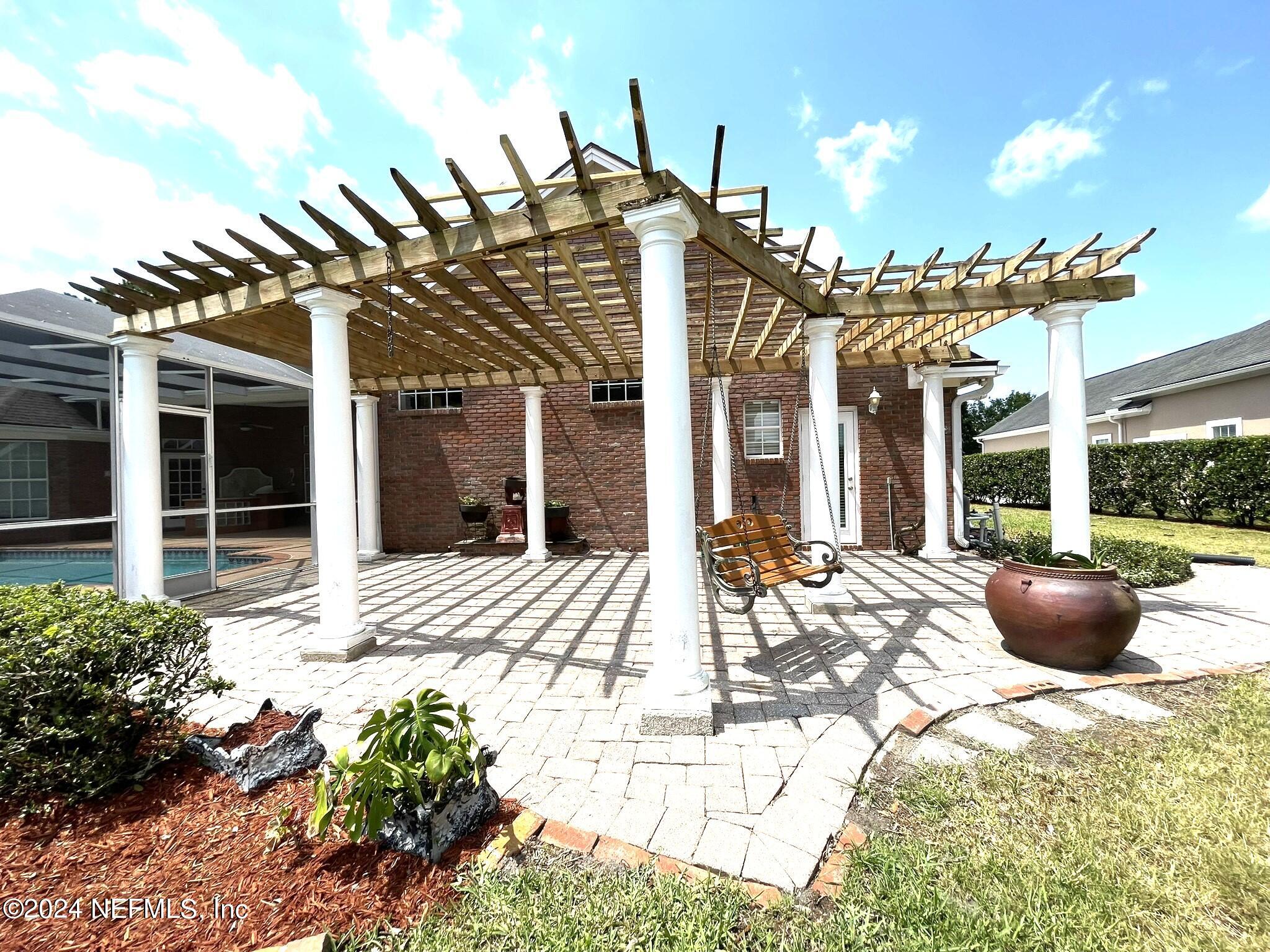 8249 WALLINGFORD HILLS Lane