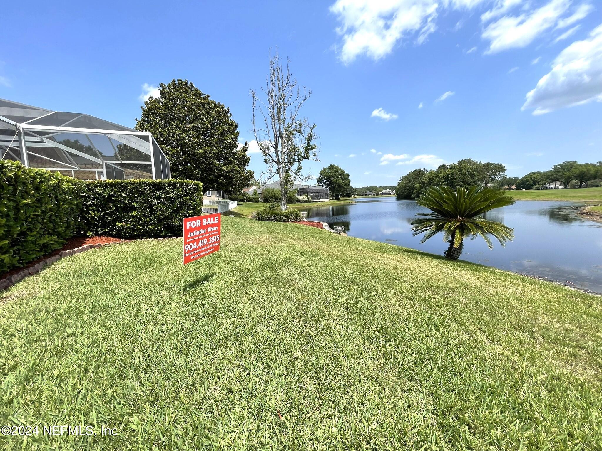 8249 WALLINGFORD HILLS Lane