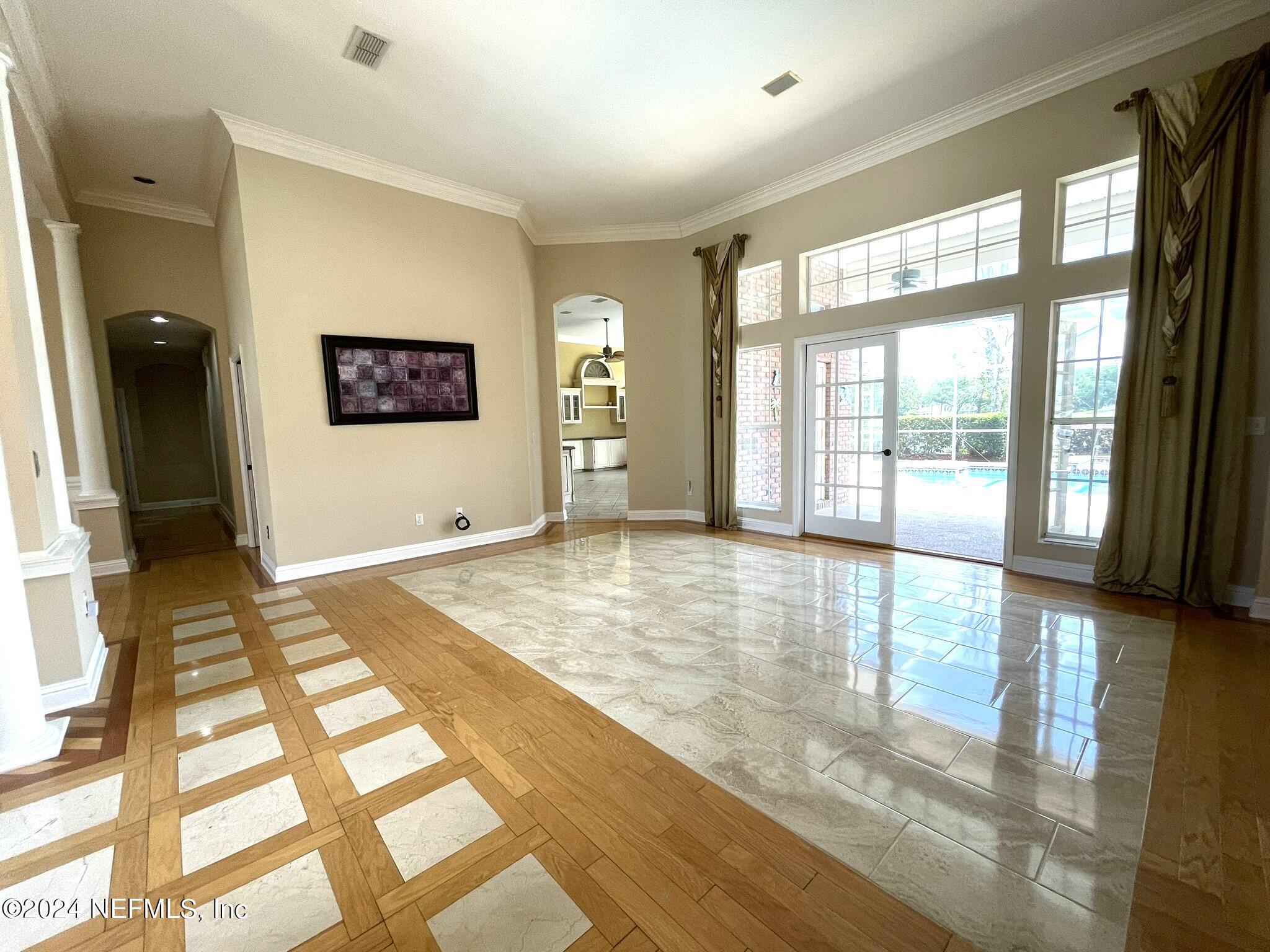 8249 WALLINGFORD HILLS Lane