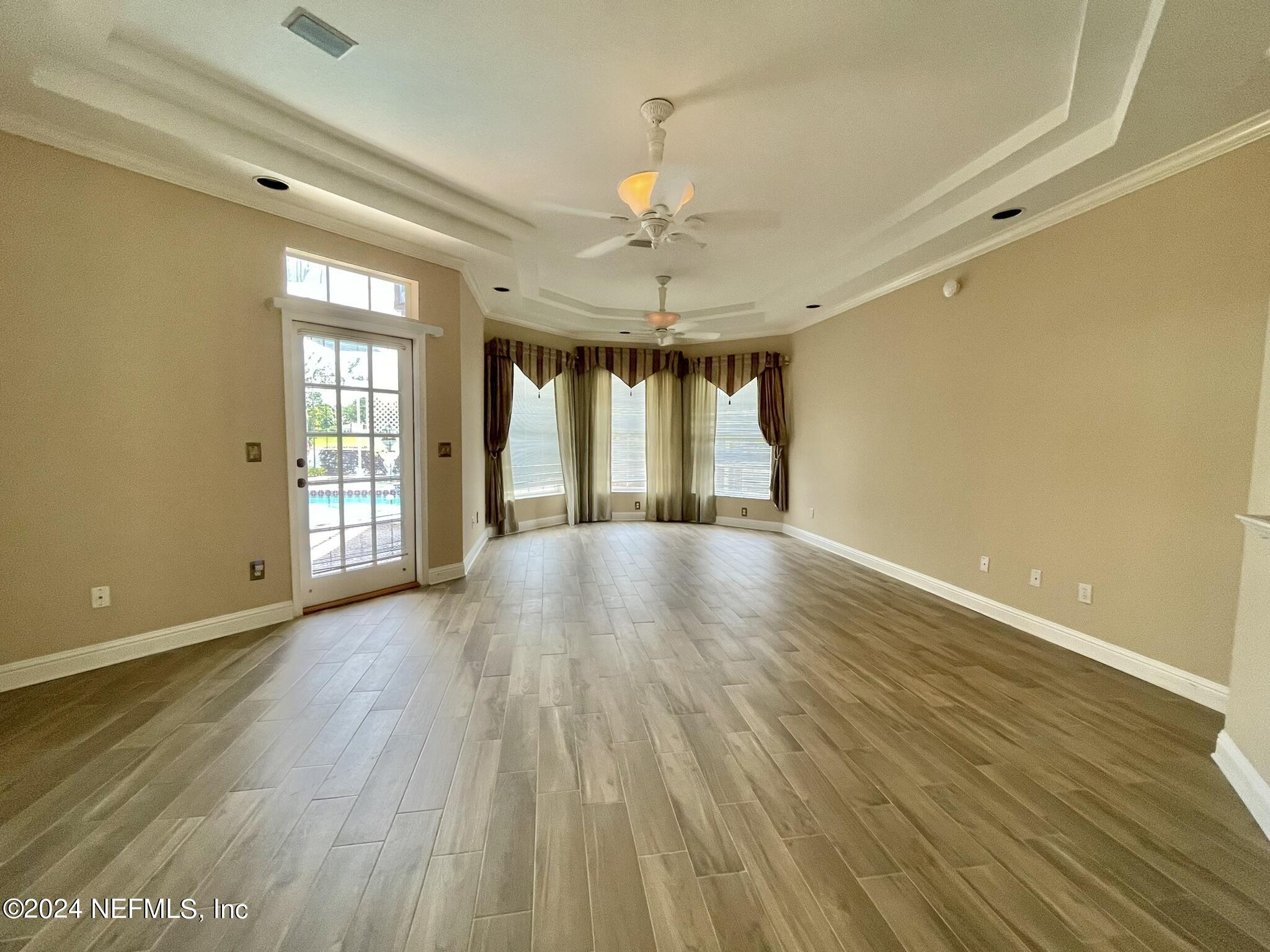 8249 WALLINGFORD HILLS Lane