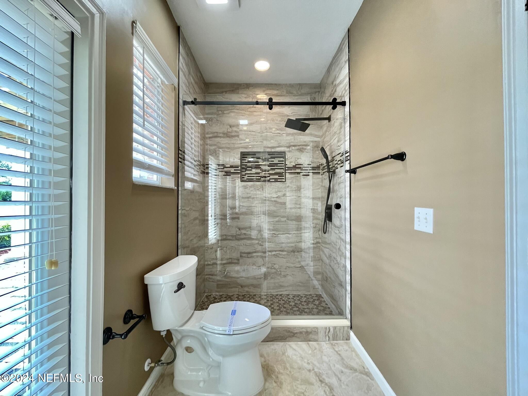 8249 WALLINGFORD HILLS Lane