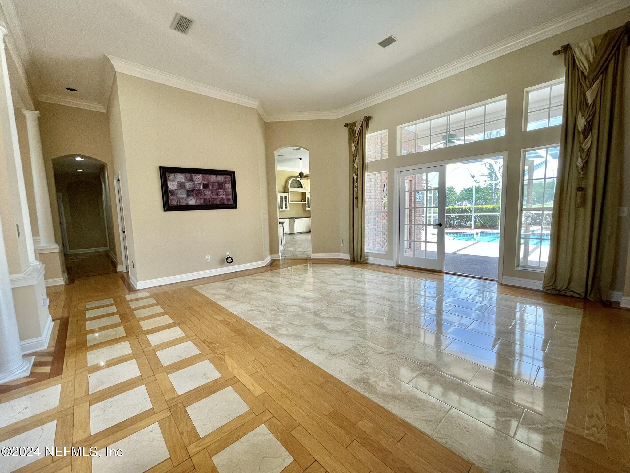 8249 WALLINGFORD HILLS Lane