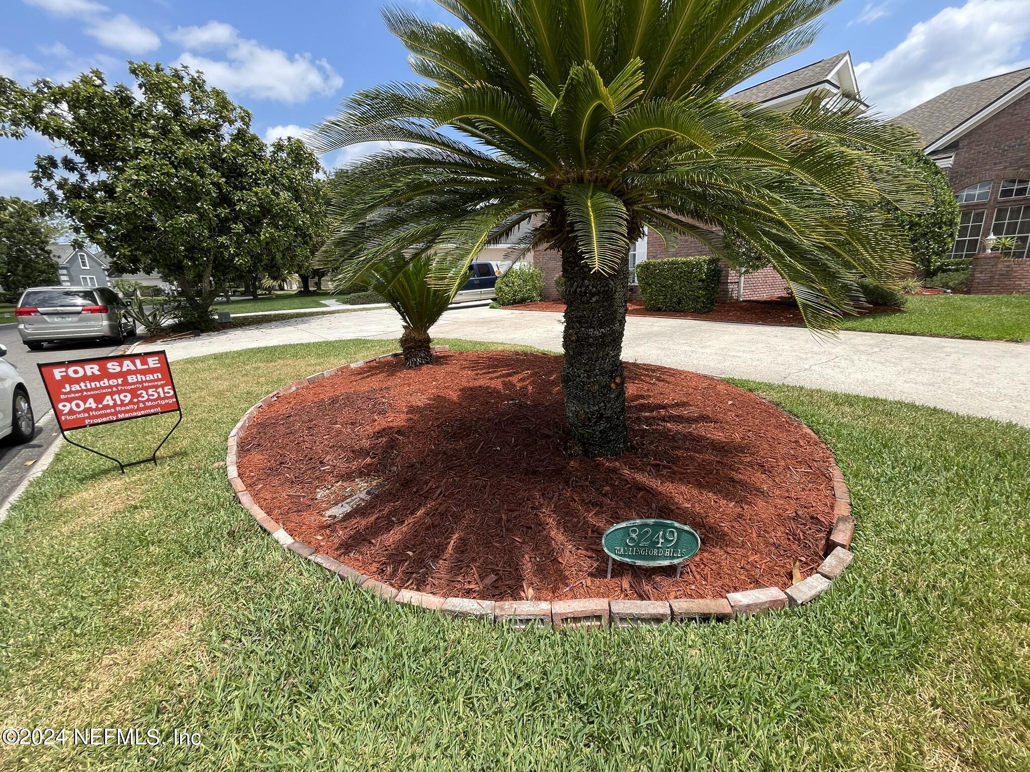 8249 WALLINGFORD HILLS Lane