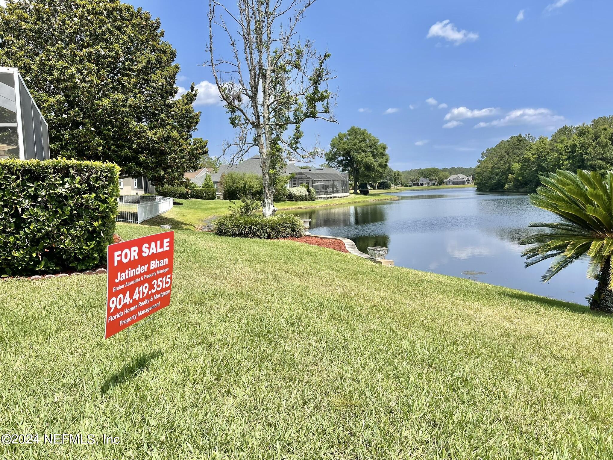 8249 WALLINGFORD HILLS Lane
