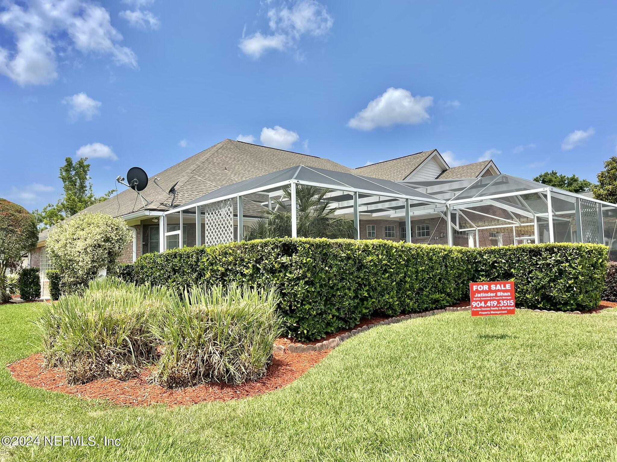 8249 WALLINGFORD HILLS Lane