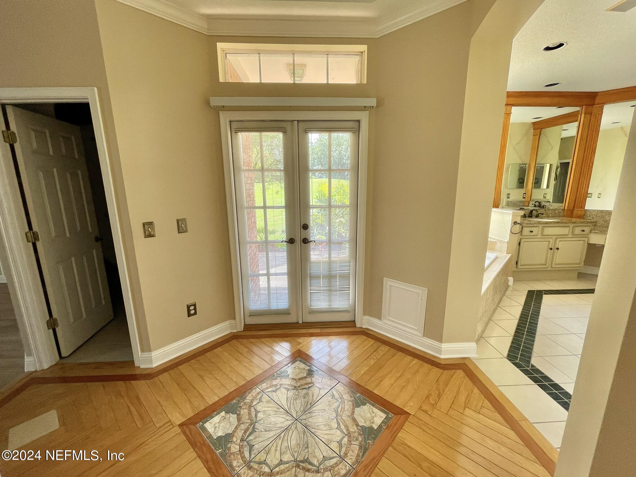 8249 WALLINGFORD HILLS Lane