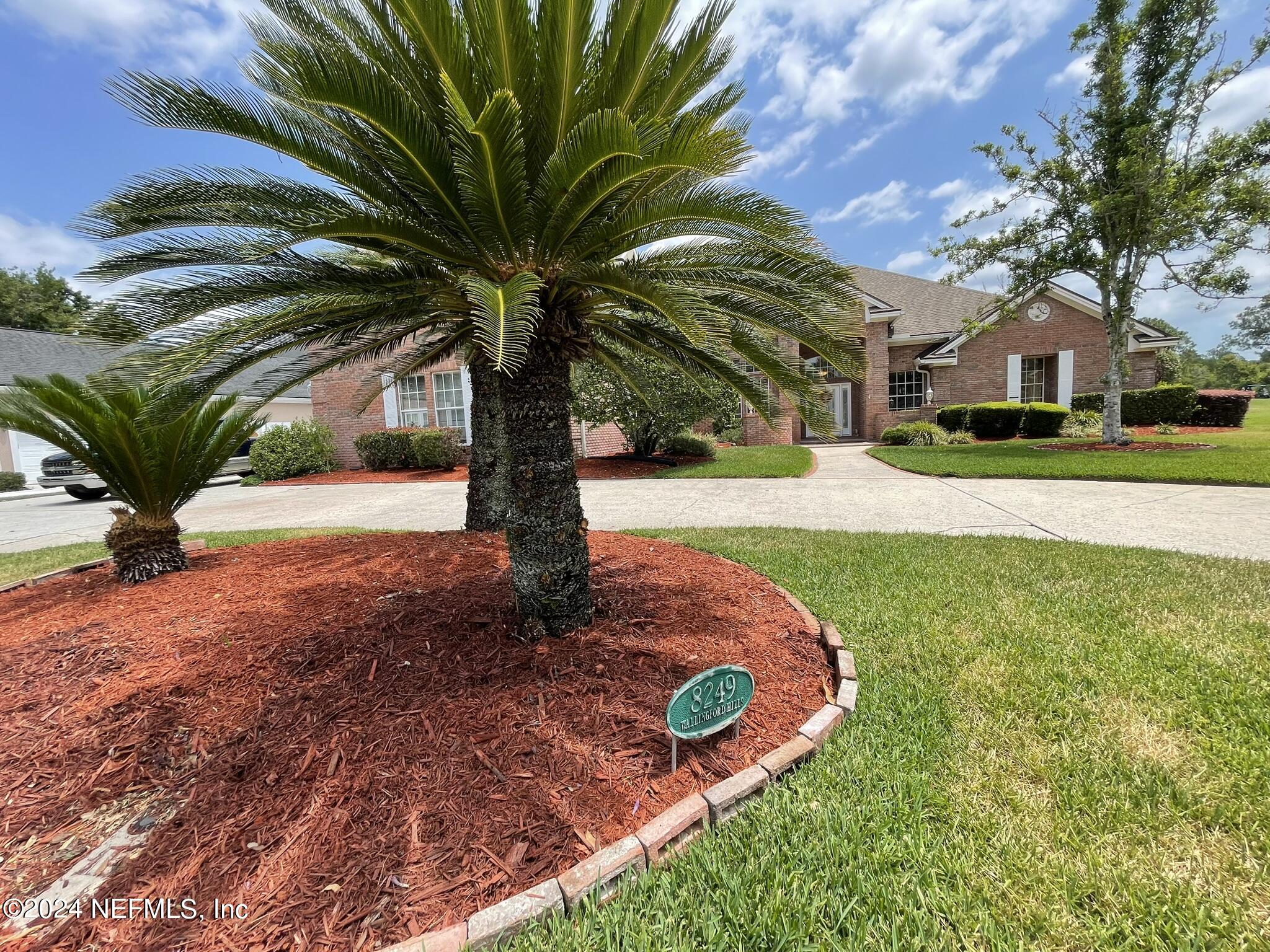 8249 WALLINGFORD HILLS Lane
