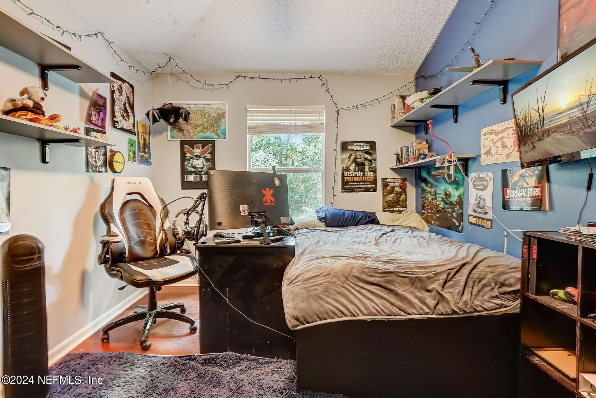 988 BUTTERCUP Drive