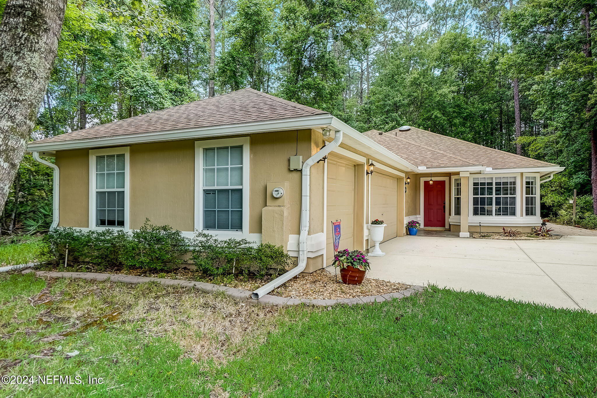 988 BUTTERCUP Drive
