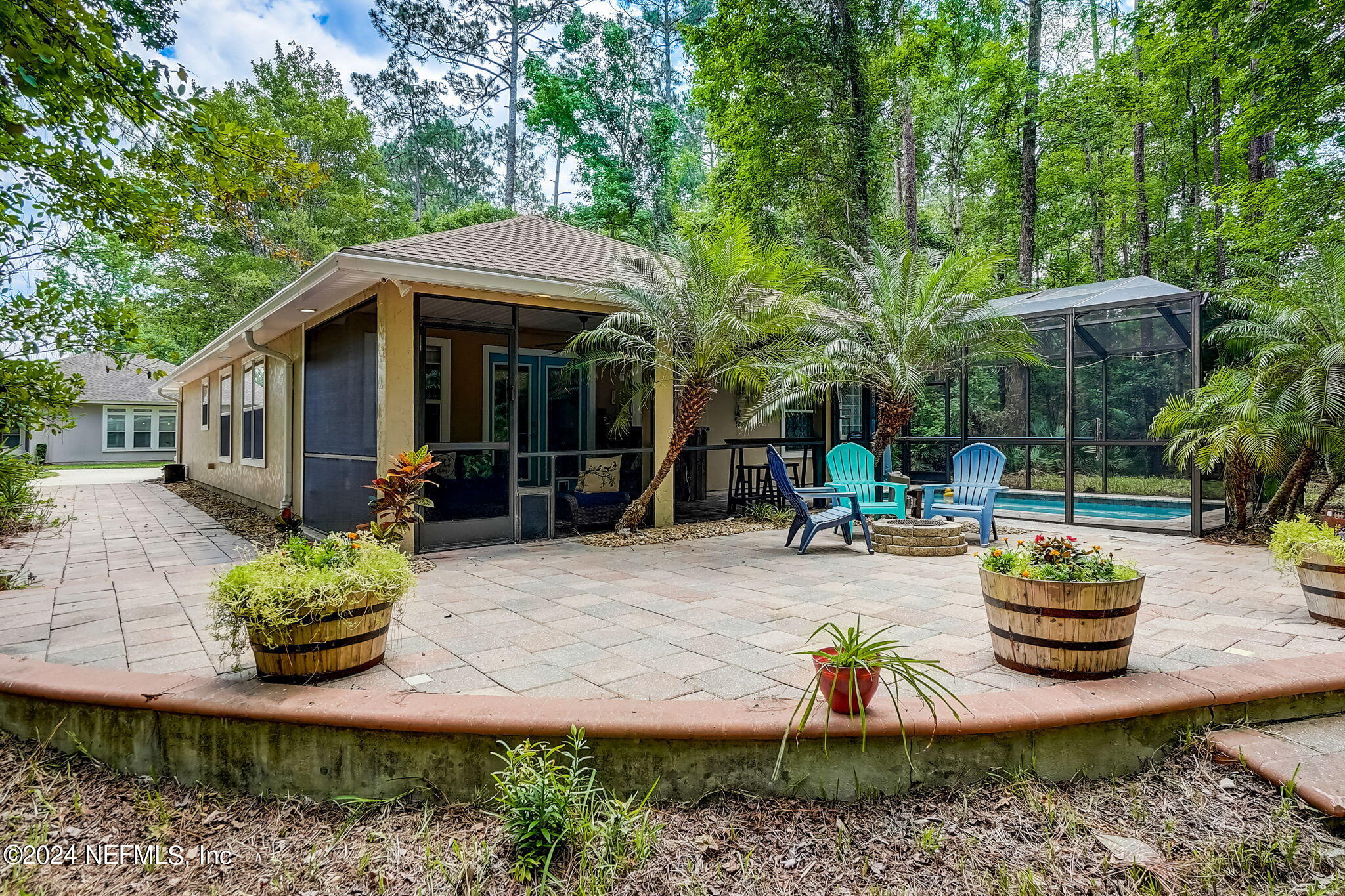 988 BUTTERCUP Drive