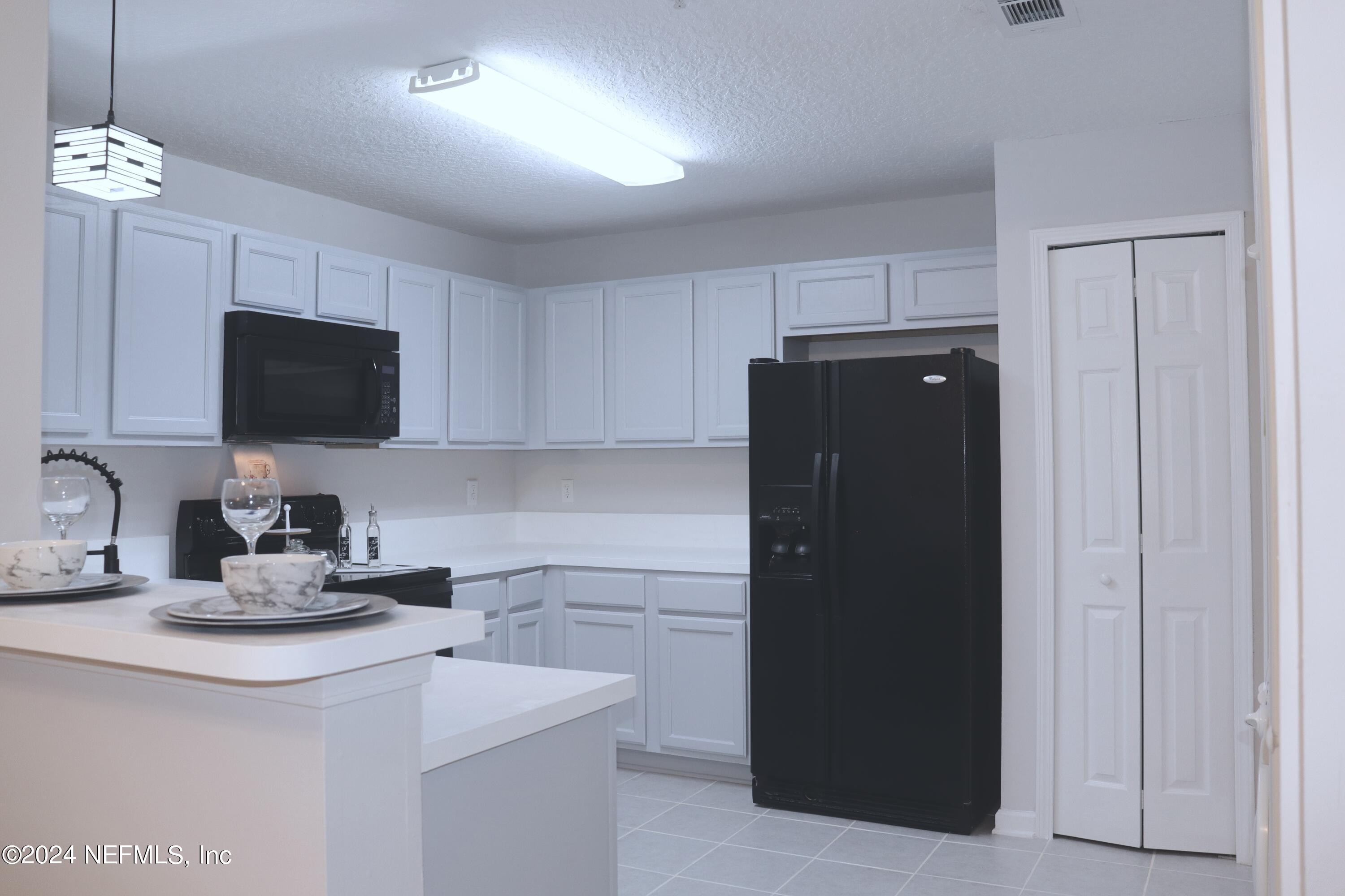 7920 MERRIL Road, UNIT 1010