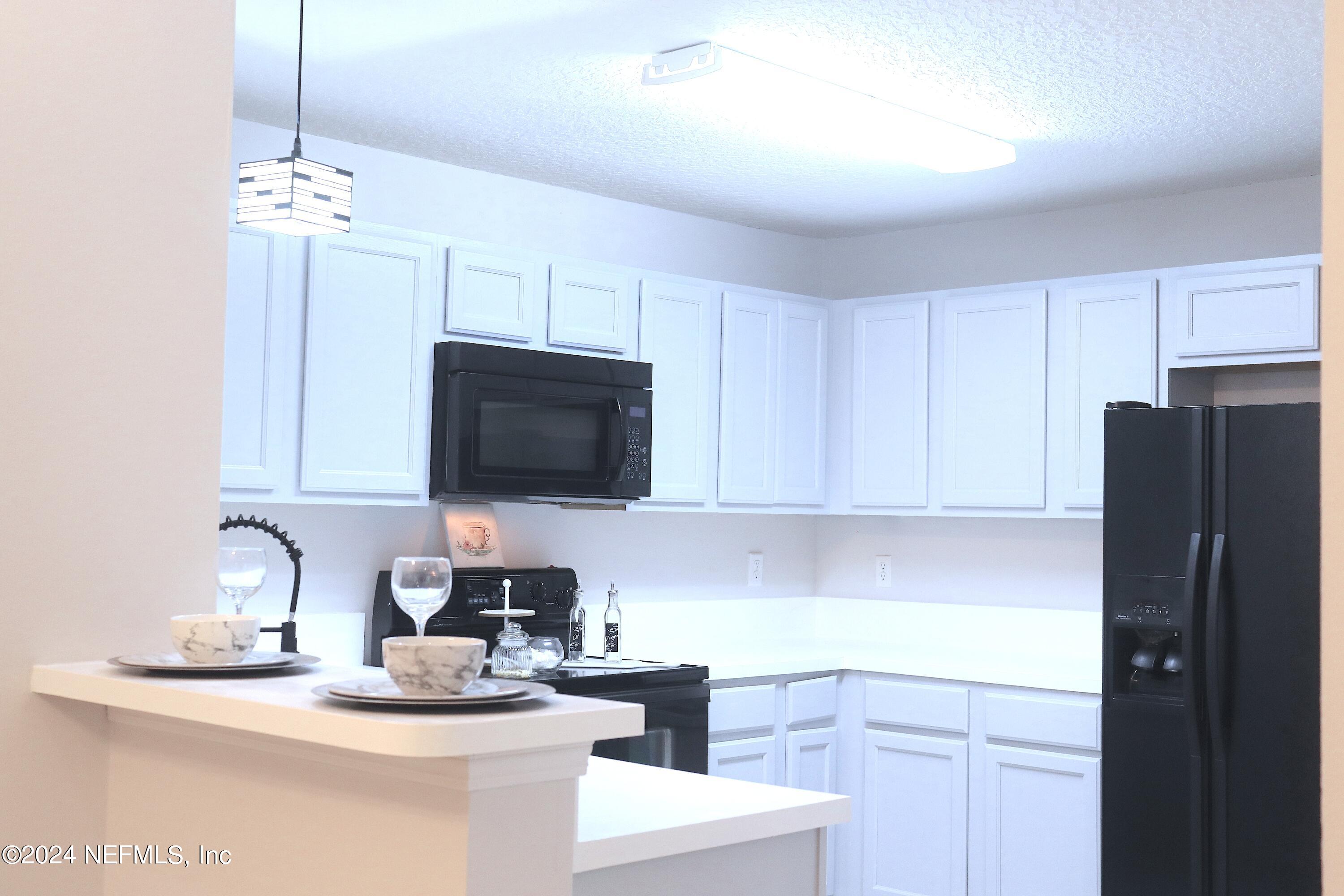 7920 MERRIL Road, UNIT 1010
