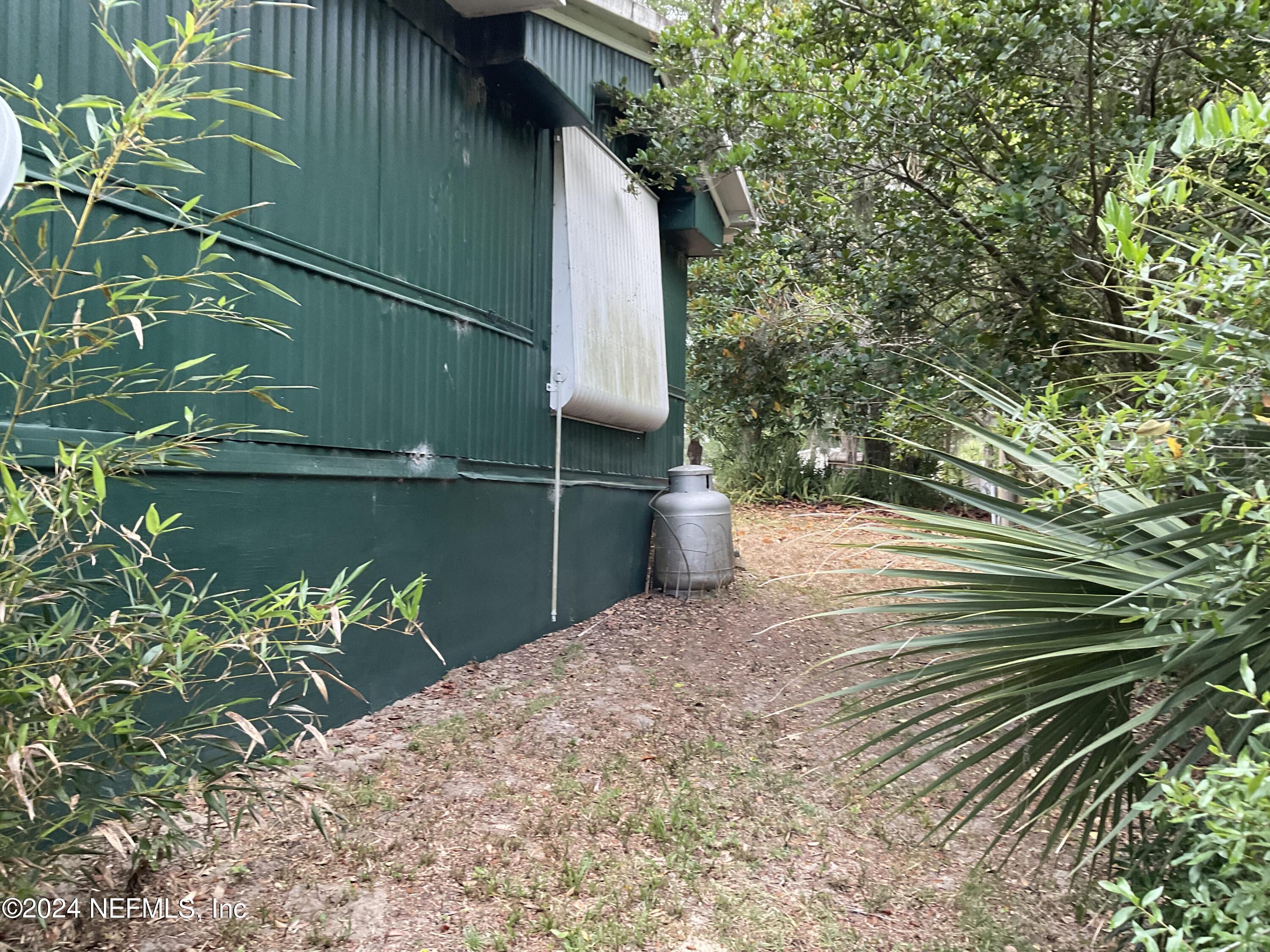 317 WHITE SANDS BEACHES Drive
