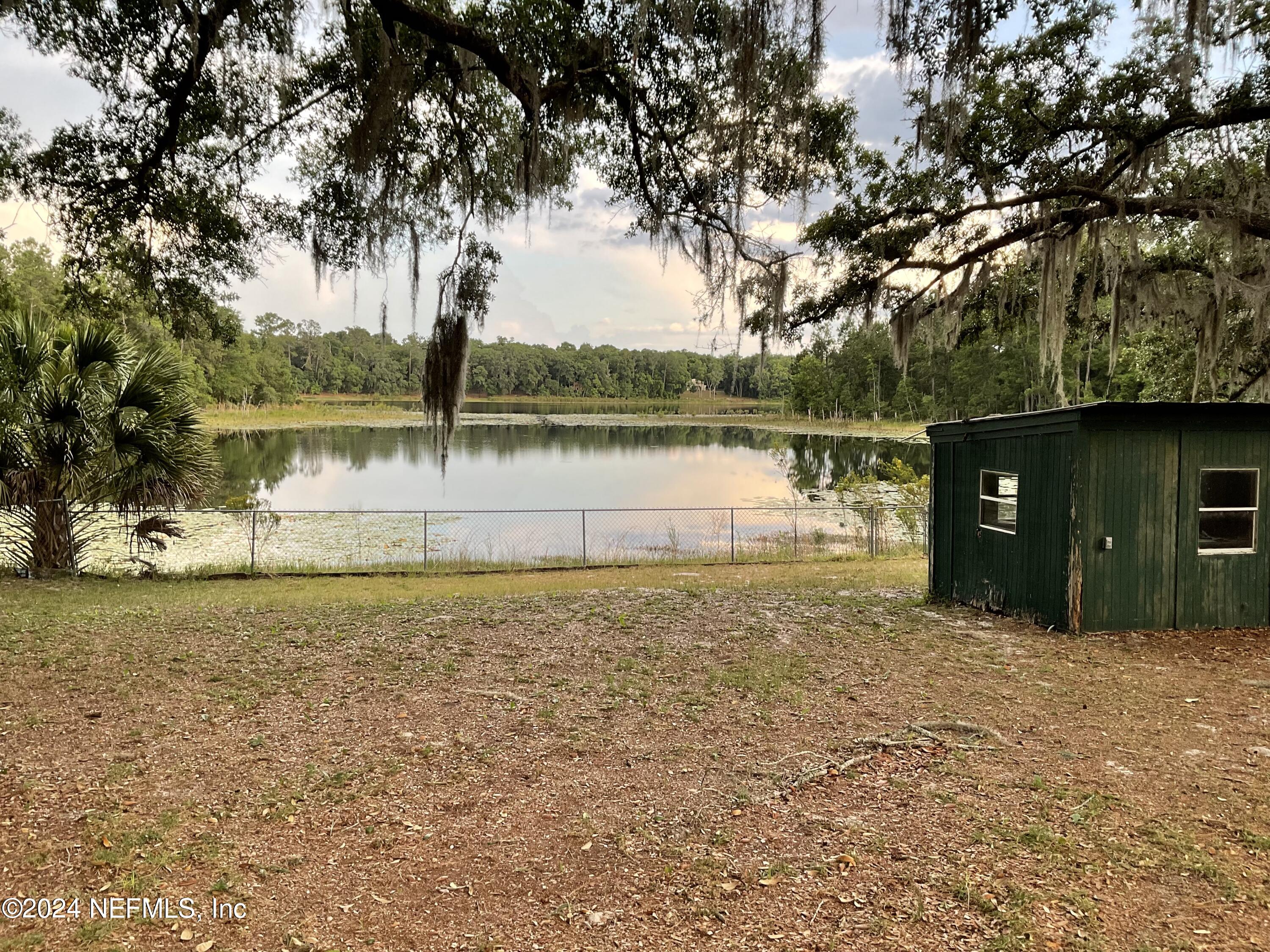 317 WHITE SANDS BEACHES Drive