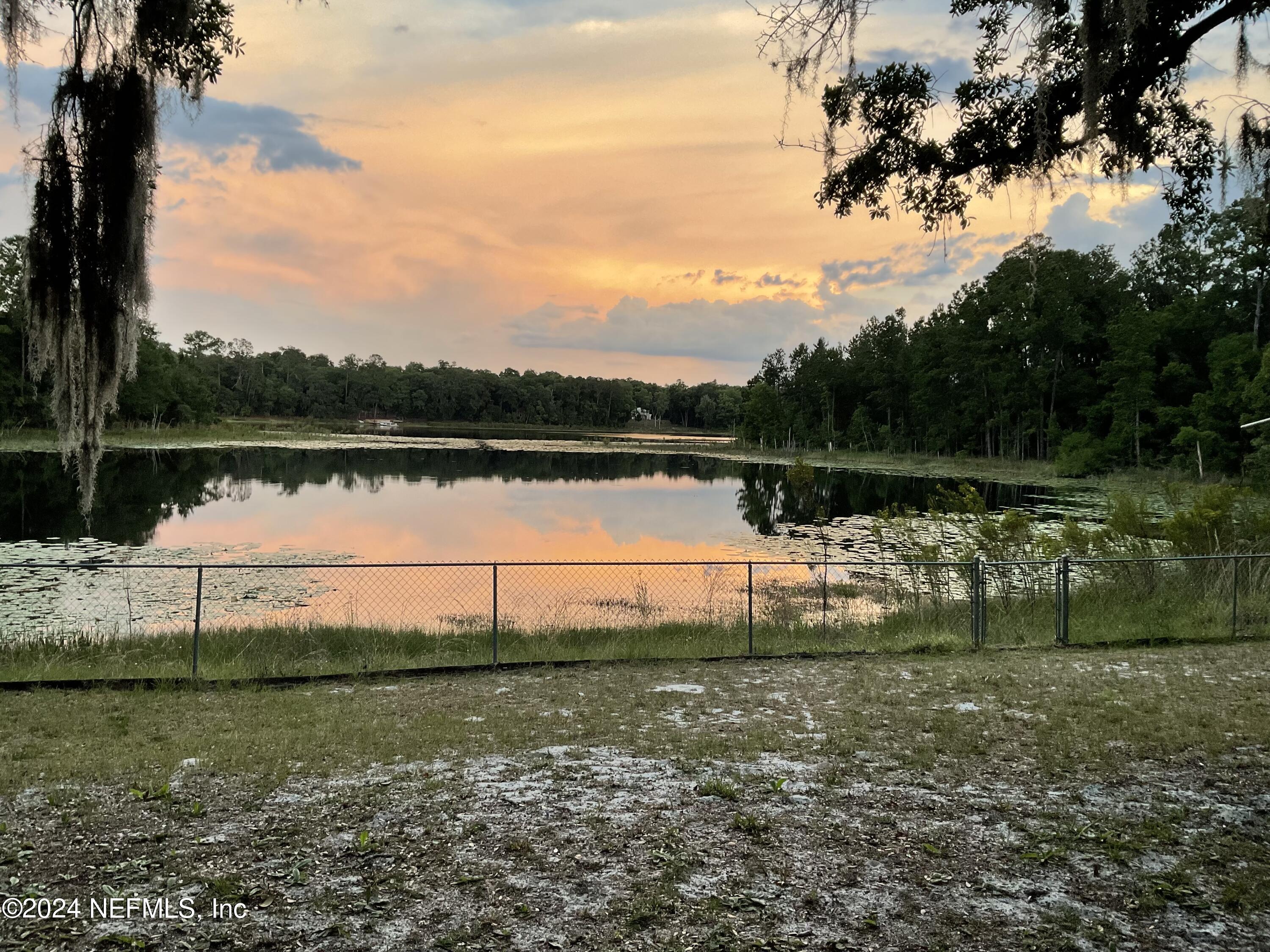 317 WHITE SANDS BEACHES Drive