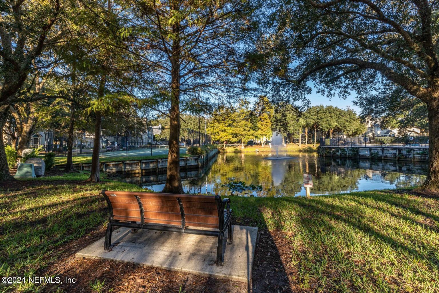 13703 RICHMOND PARK Drive N, 2304