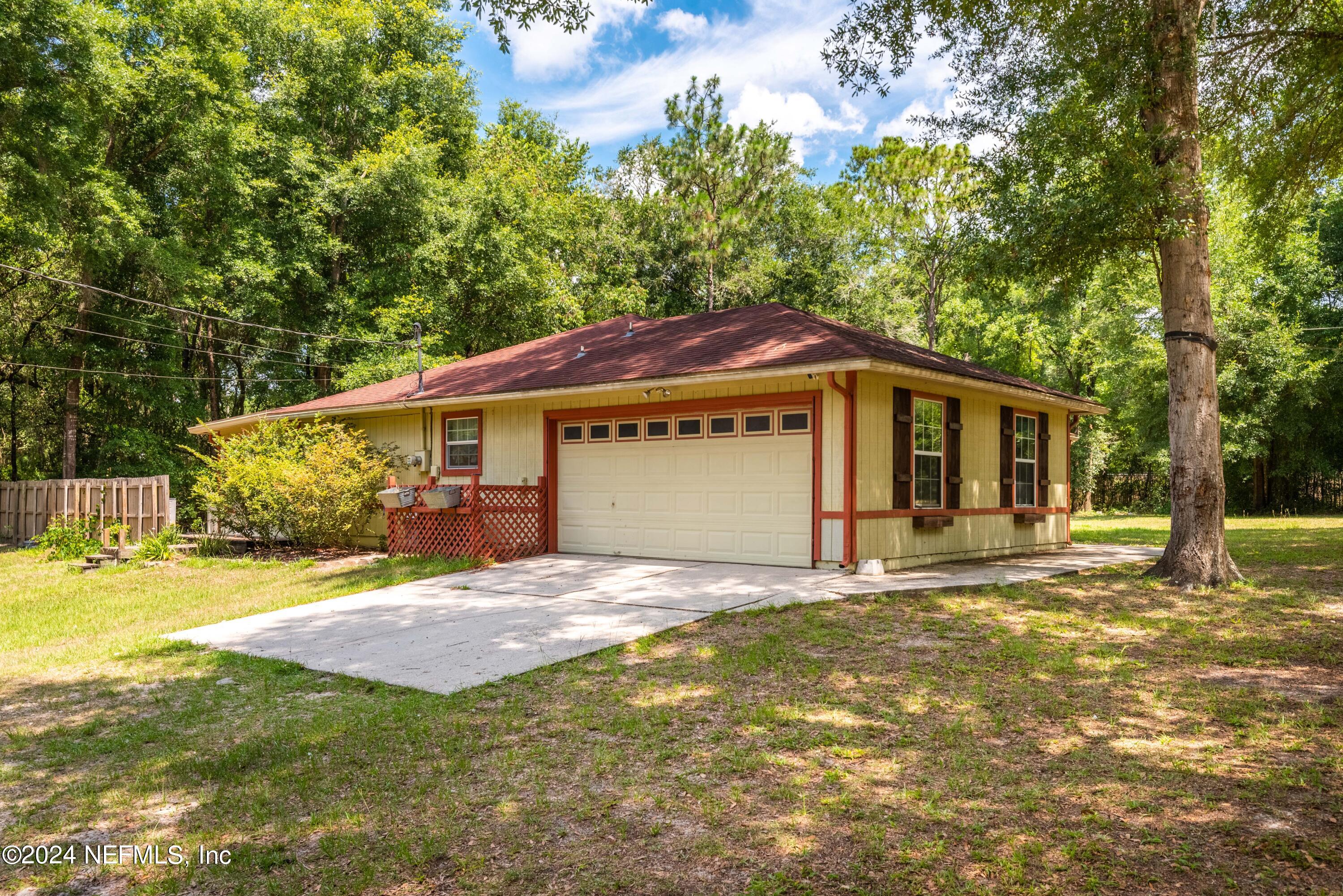 2592 MYRTLE Loop