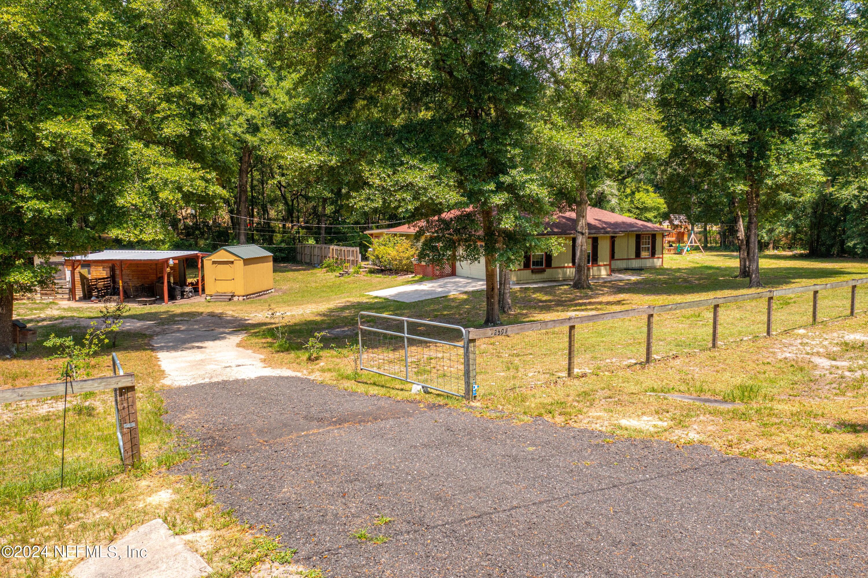 2592 MYRTLE Loop