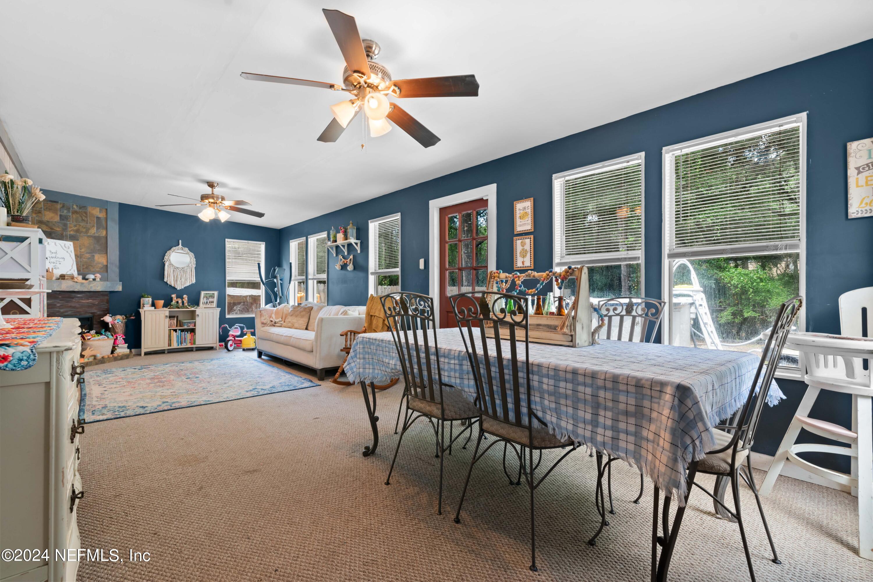 2592 MYRTLE Loop