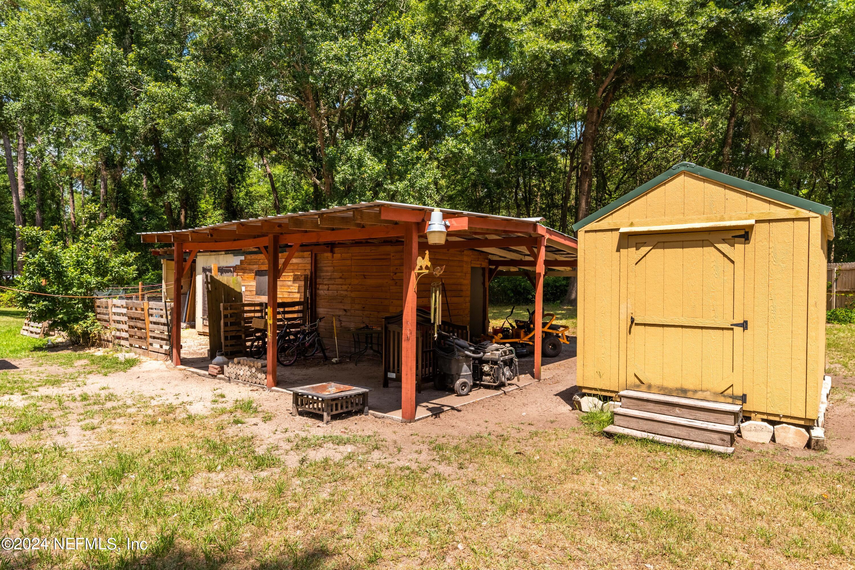 2592 MYRTLE Loop