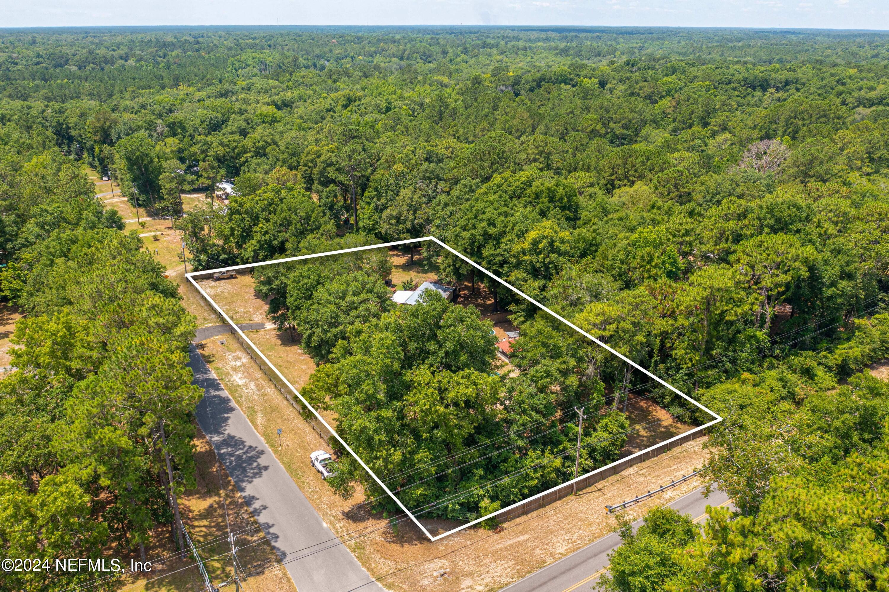 2592 MYRTLE Loop