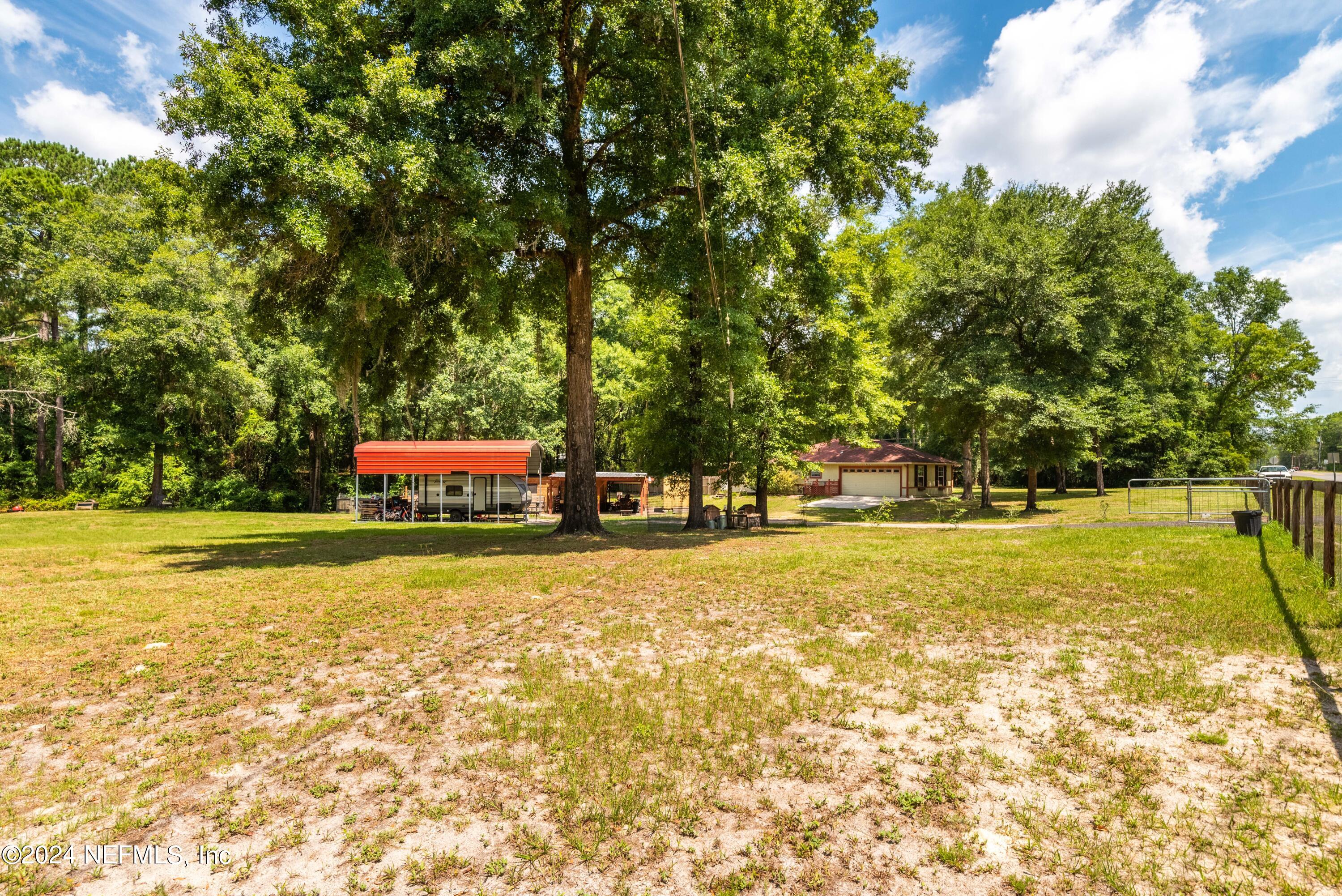 2592 MYRTLE Loop