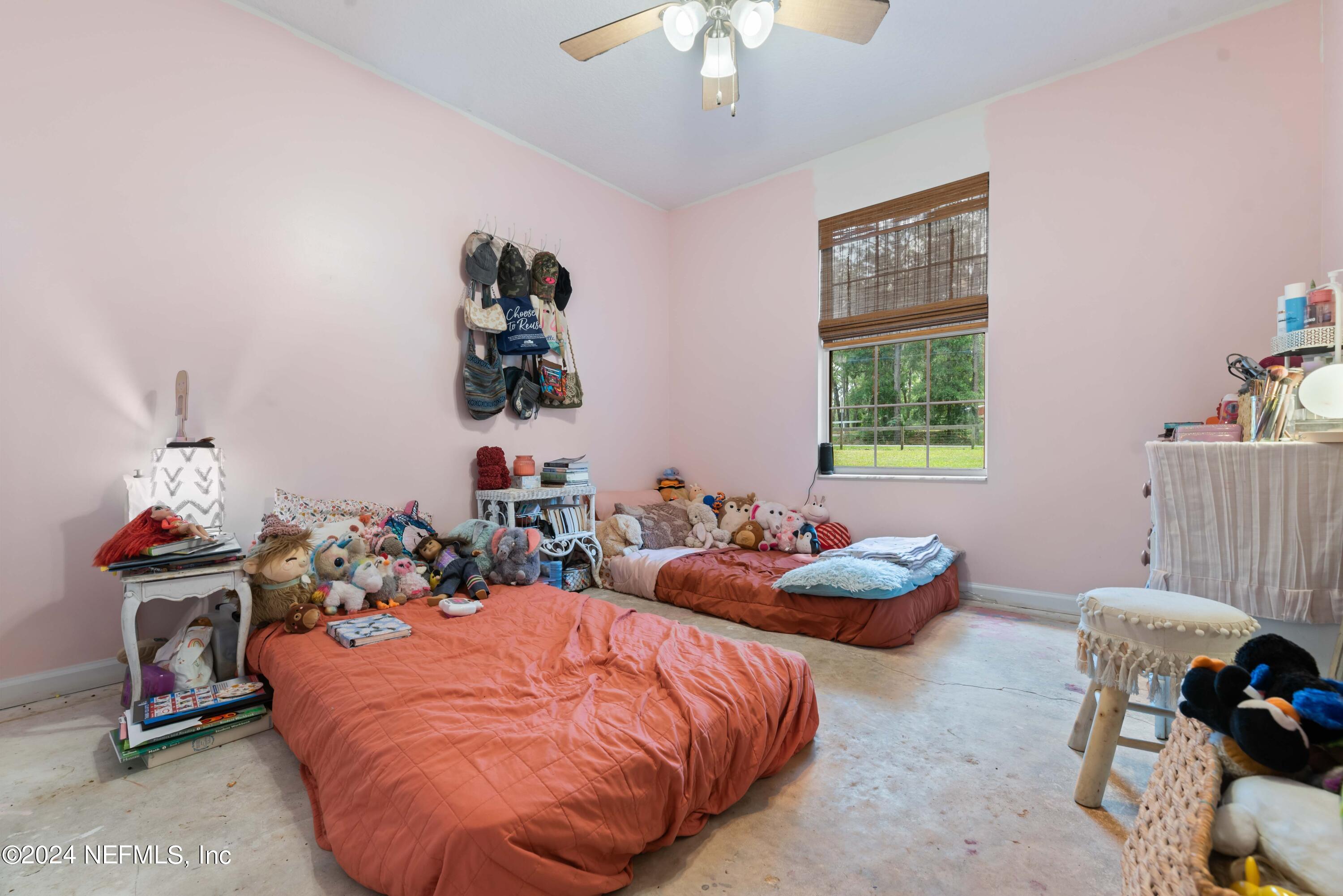 2592 MYRTLE Loop