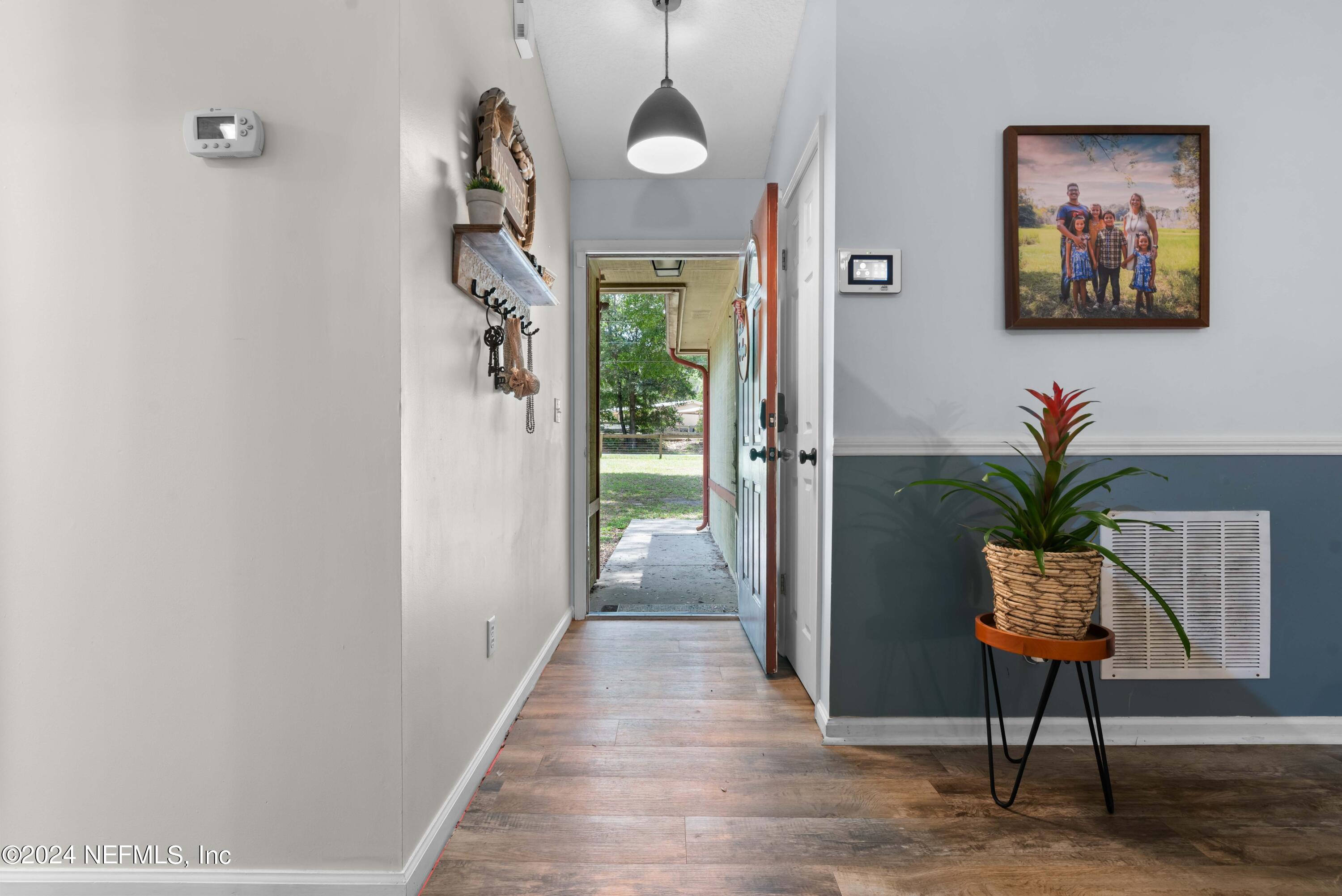 2592 MYRTLE Loop