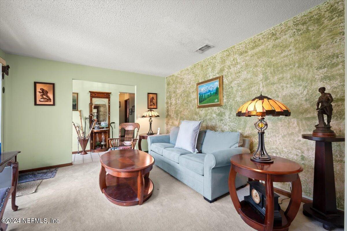 12128 SHOSHONE Trail