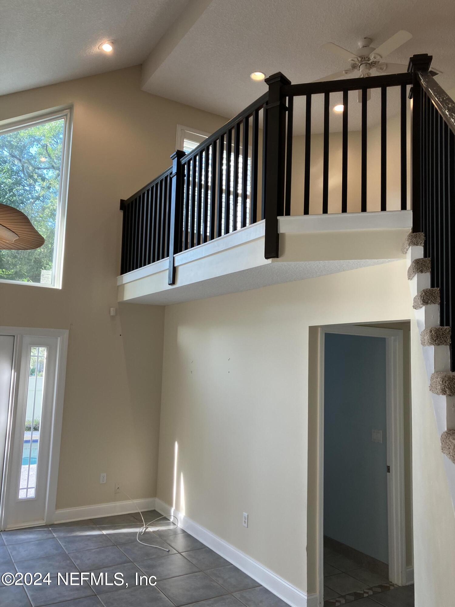 1815 KINGS Court