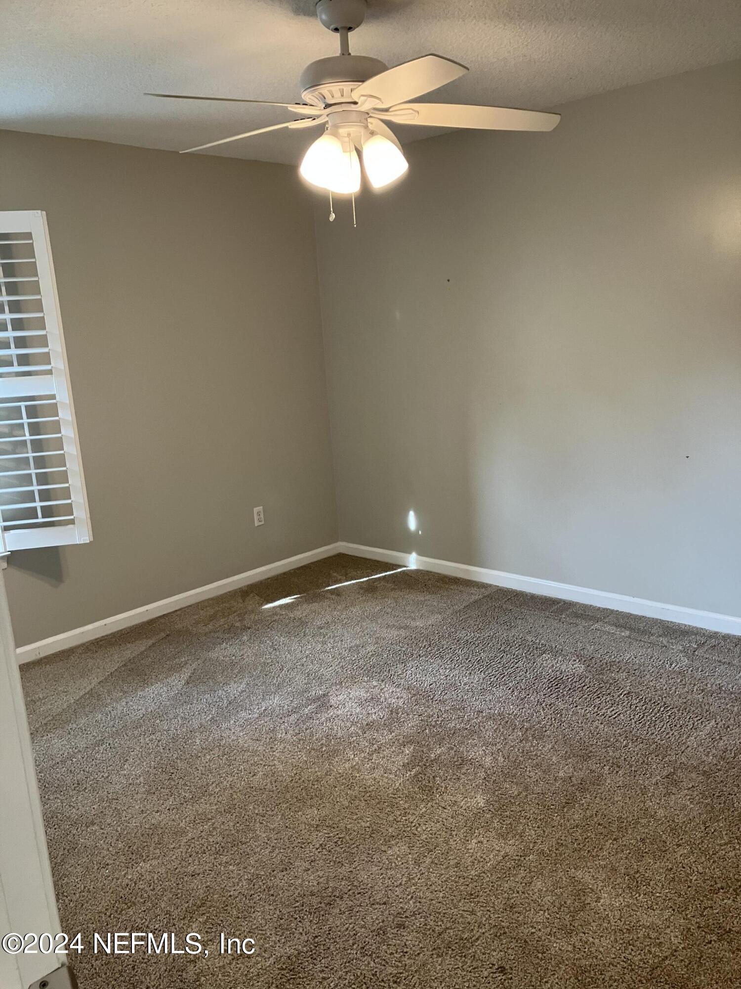 1815 KINGS Court
