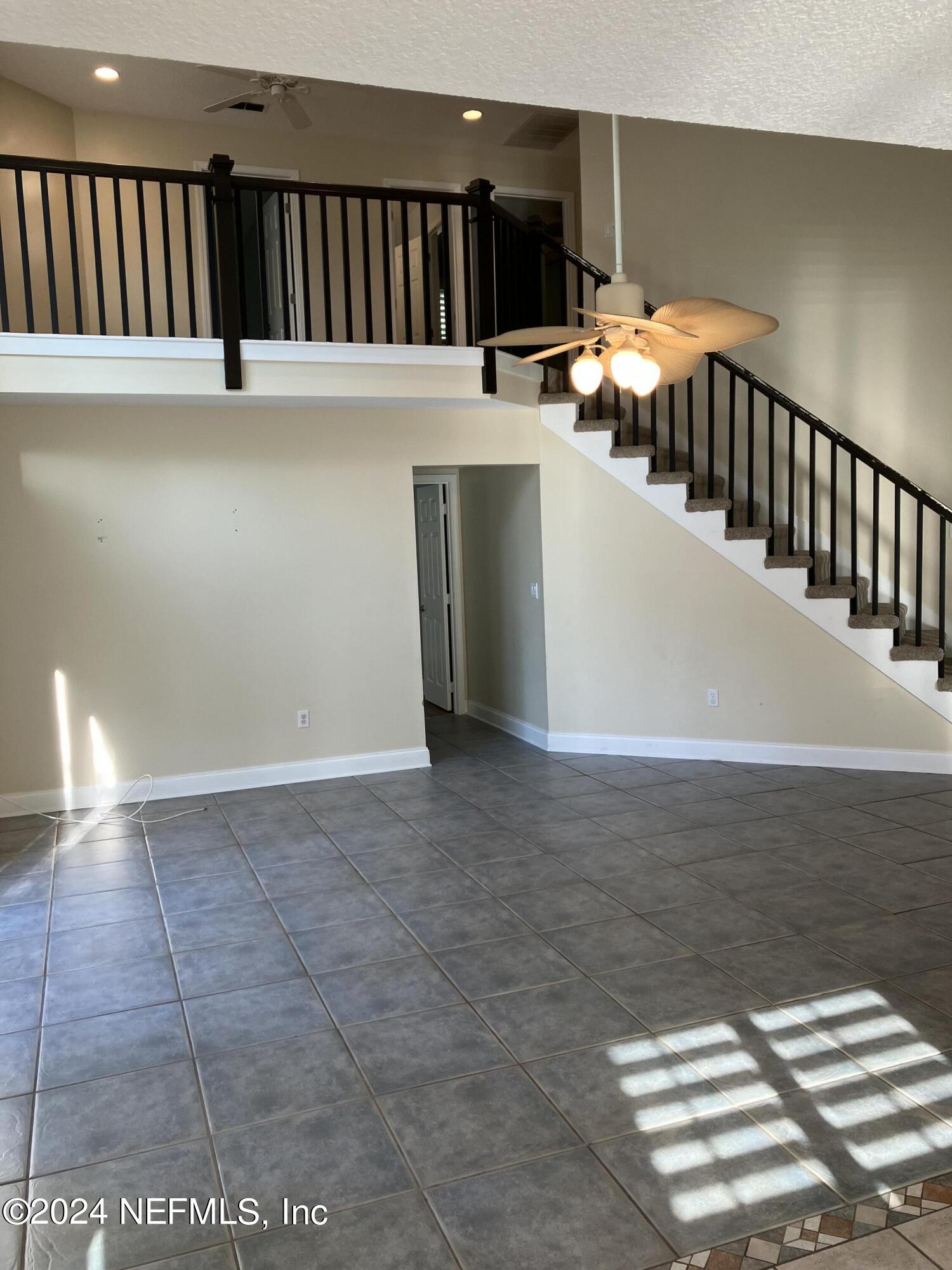 1815 KINGS Court