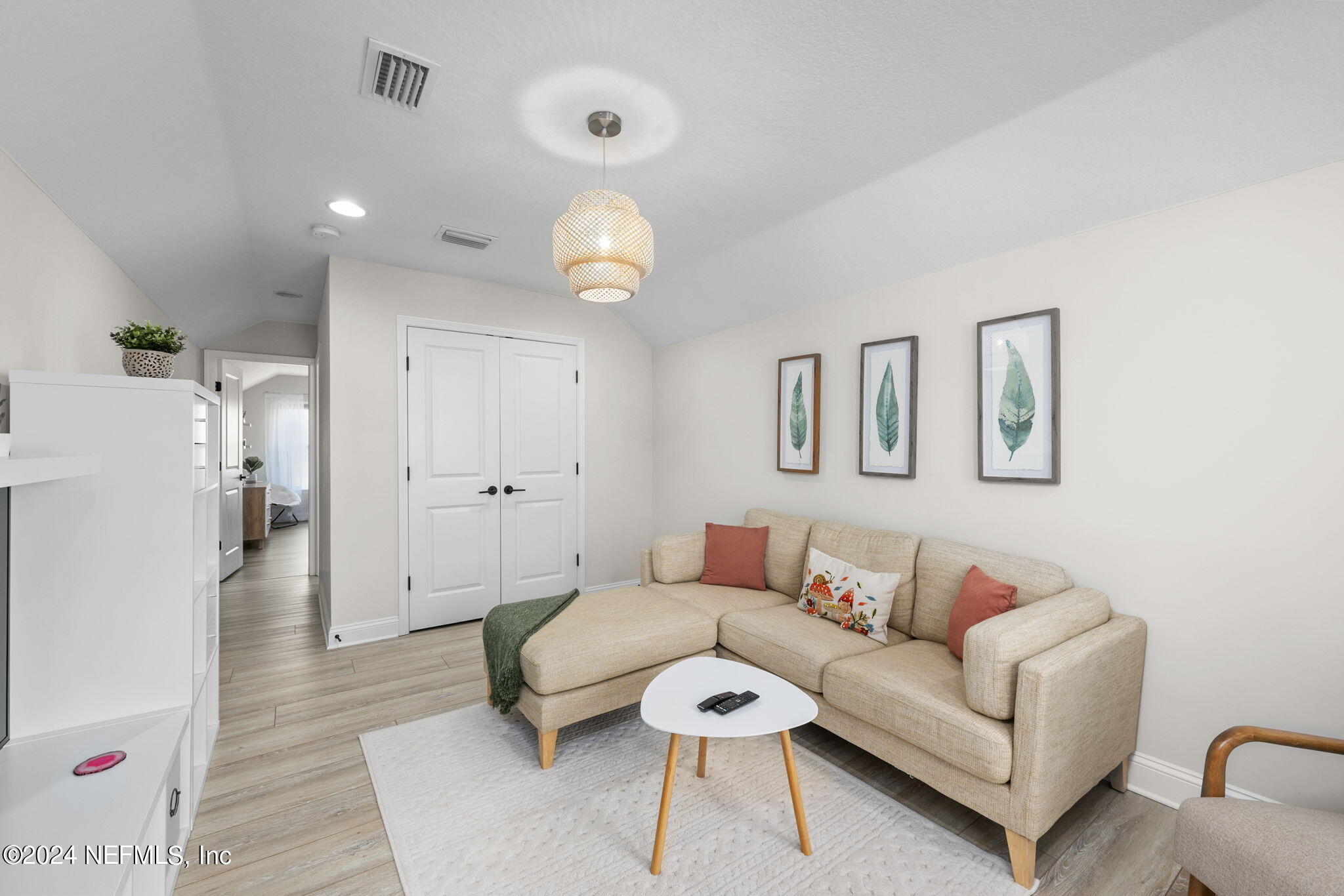 181 PIONEER VILLAGE Drive