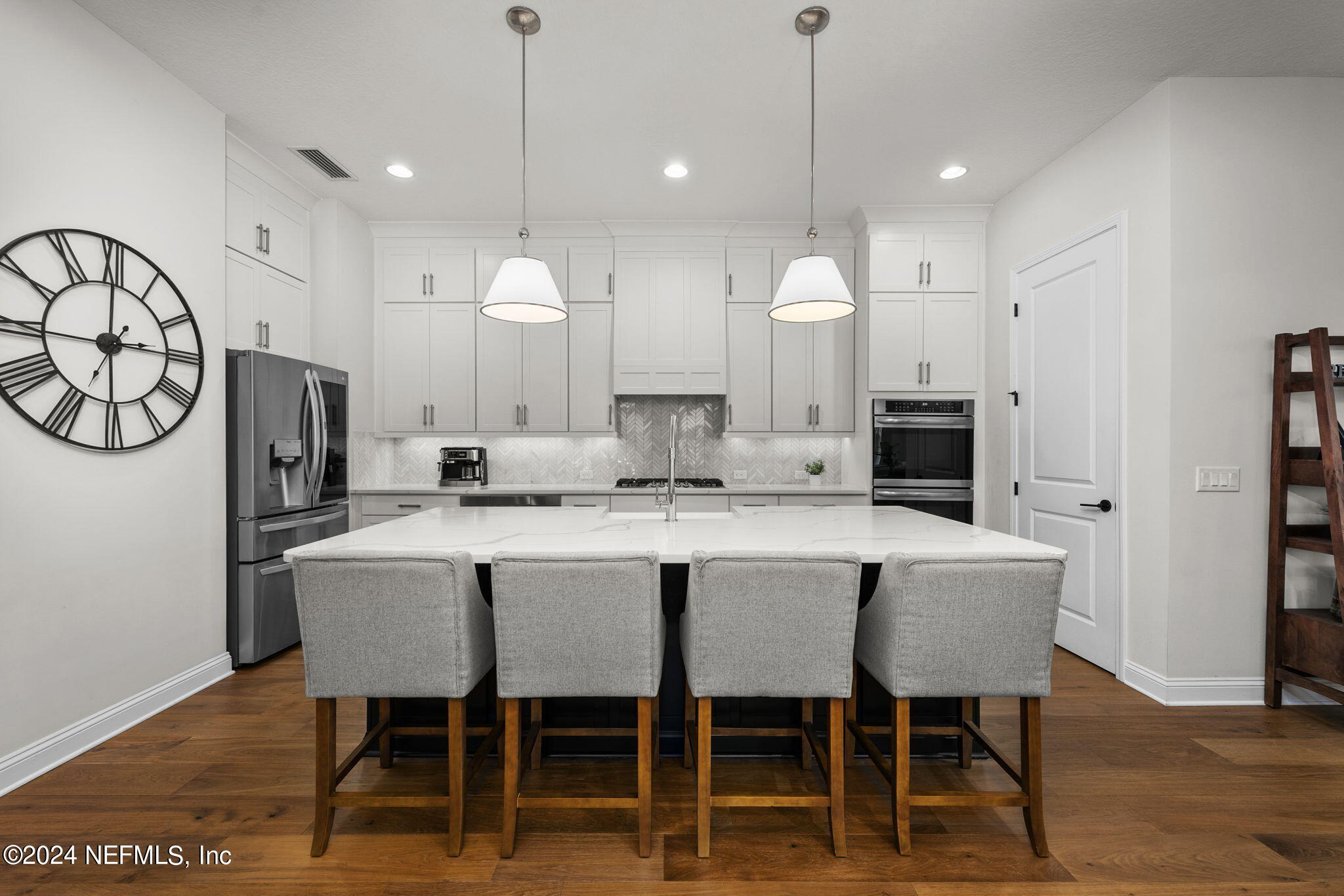 181 PIONEER VILLAGE Drive