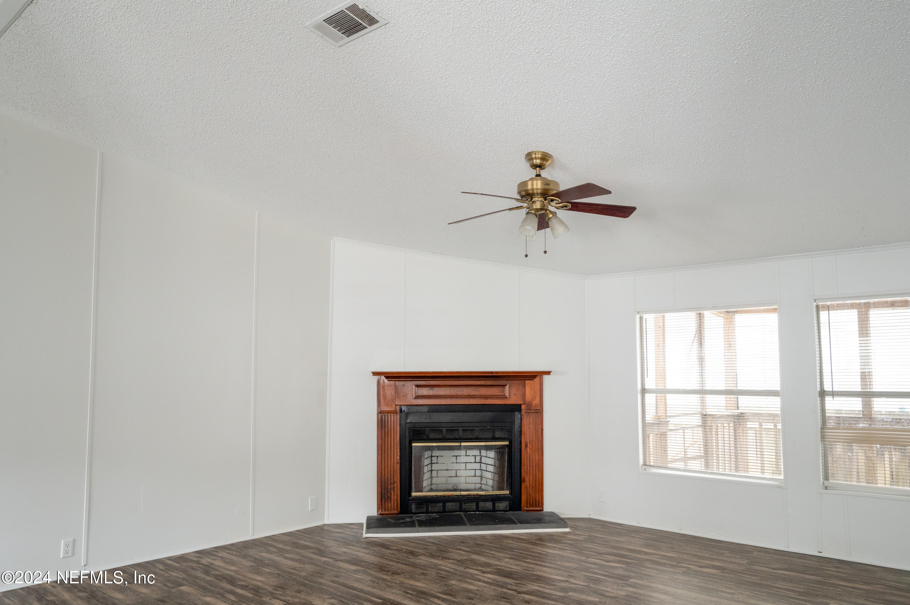 10912 MERRYWOOD Drive