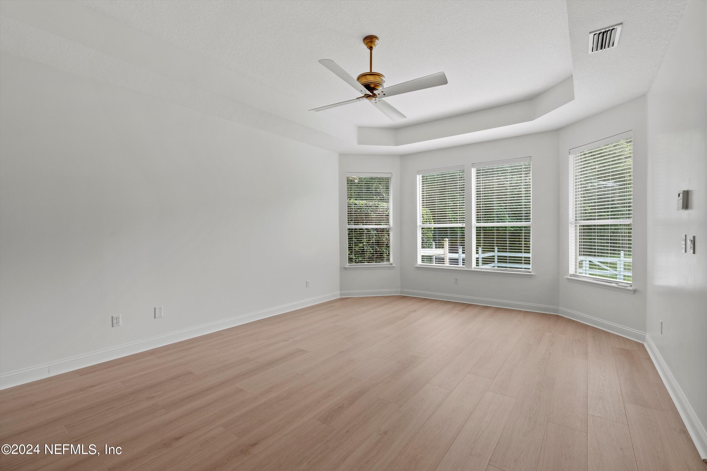 5370 SKYLARK MANOR Drive
